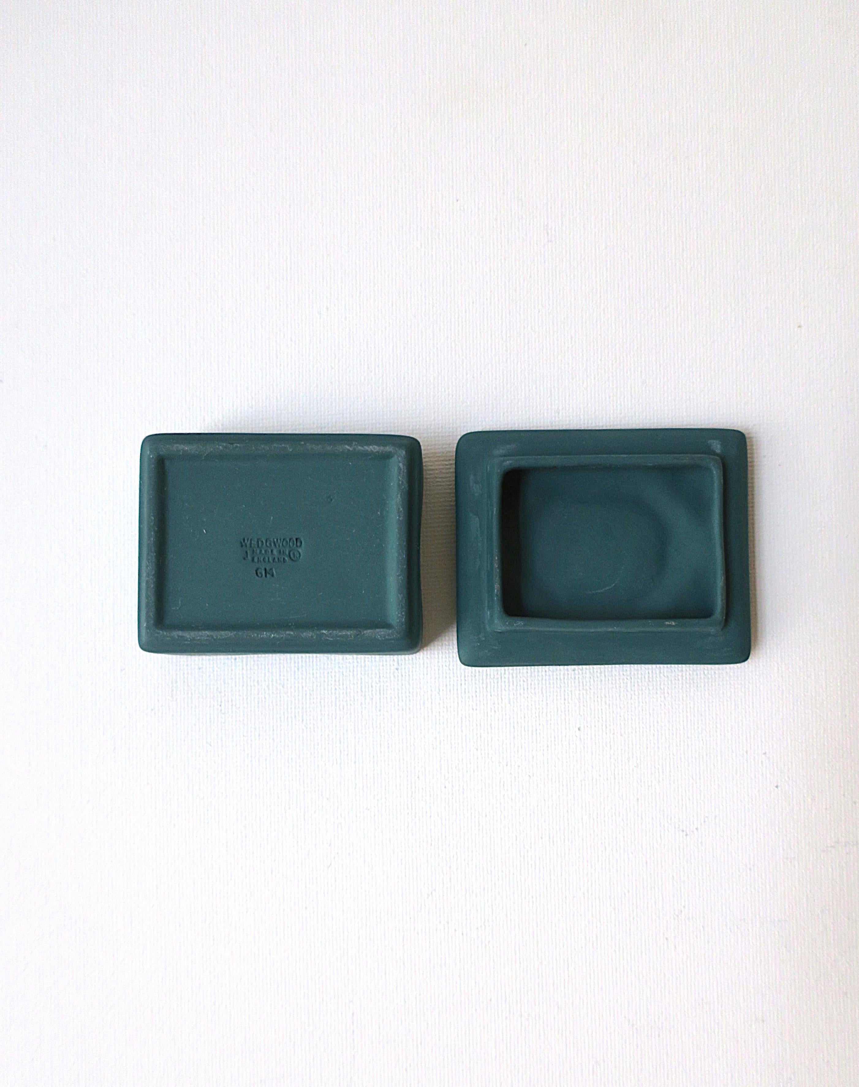 Wedgwood Jasperware Jewelry Box For Sale 4