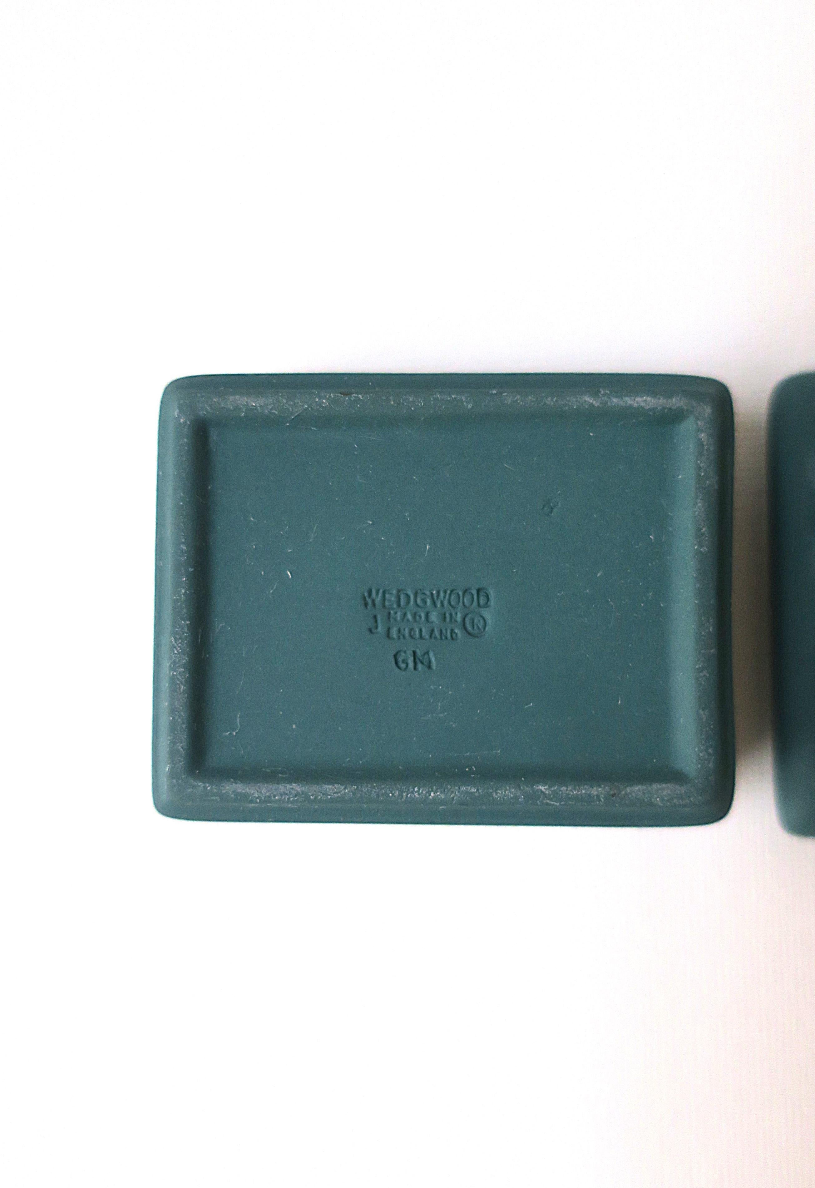 Wedgwood Jasperware Jewelry Box For Sale 5