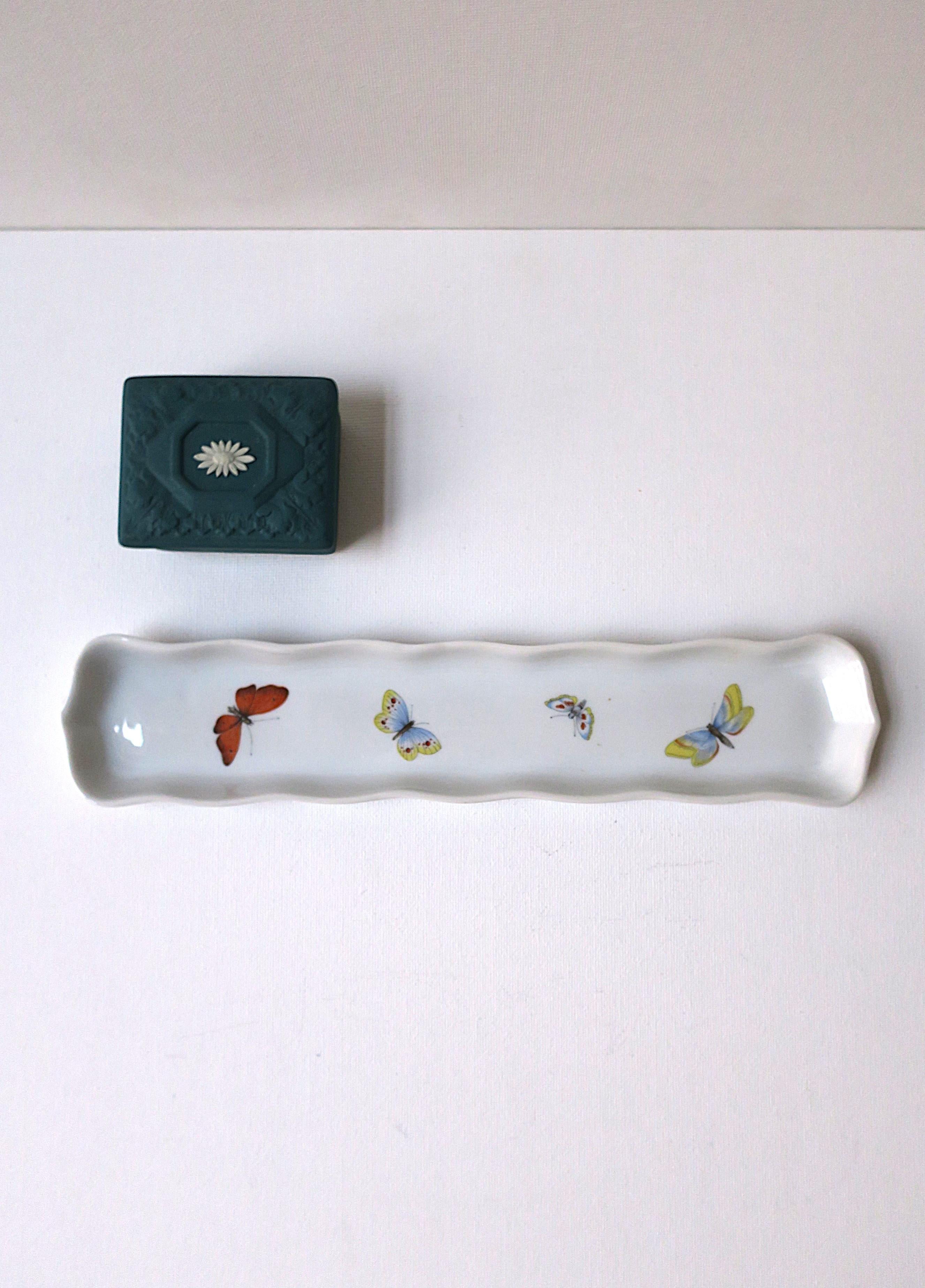 Wedgwood Jasperware Jewelry Box For Sale 1