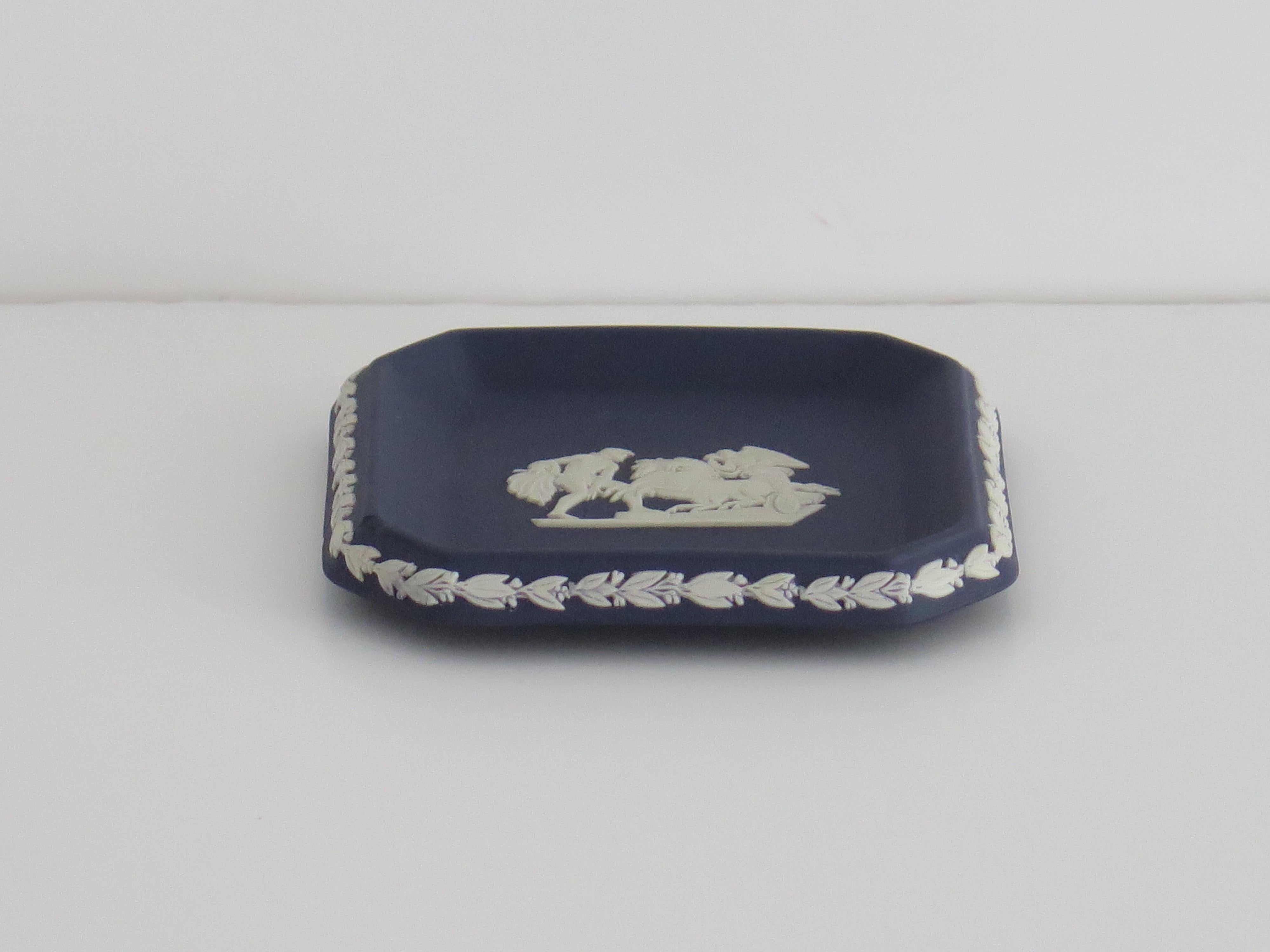 Wedgwood Jasperware Schmuckschale x TWO mit neoklassischem Design, 20. Jahrhundert (Handgefertigt) im Angebot