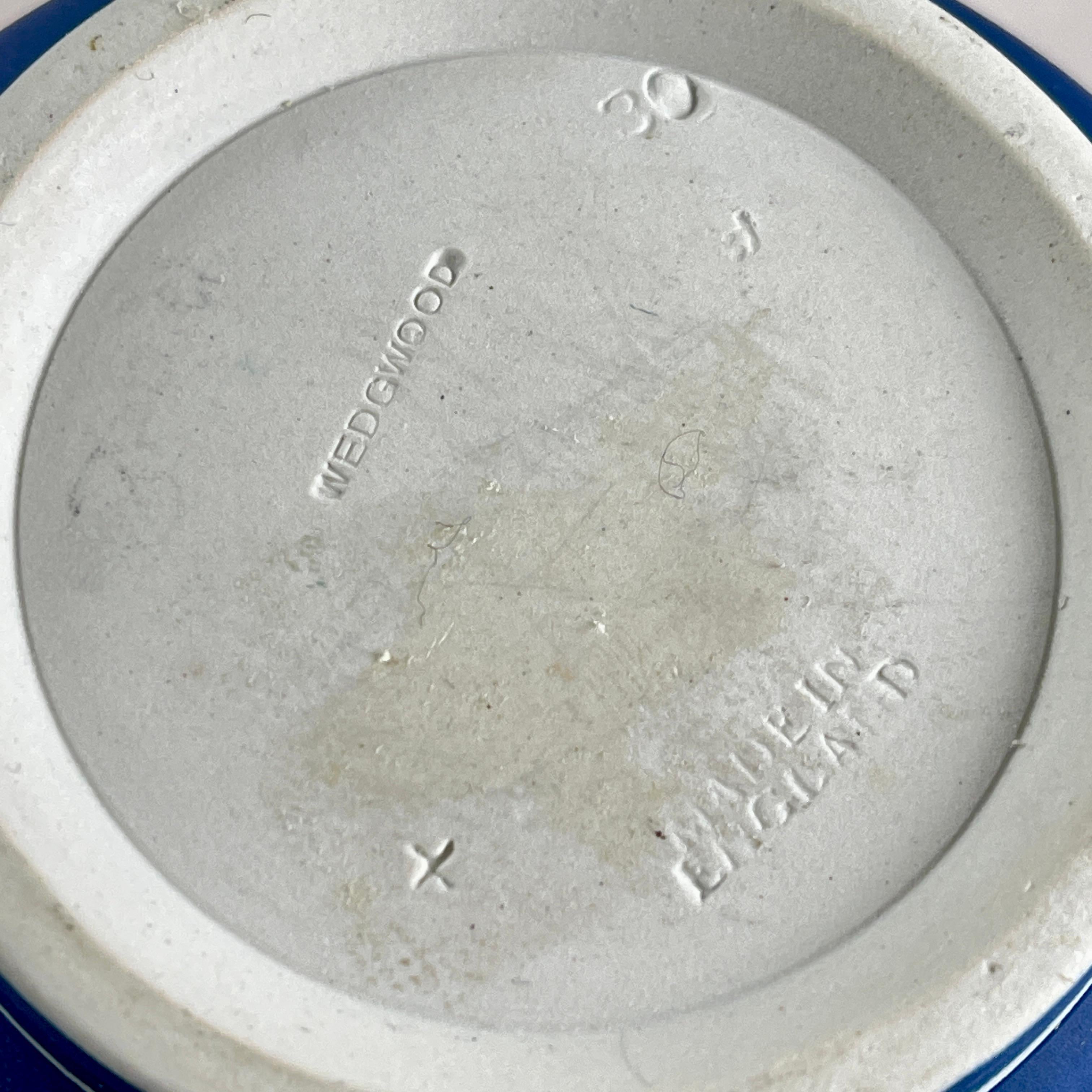 Brocca etrusca neoclassica Royal Blue di Wedgwood in ceramica diaspro in vendita 5