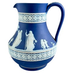Brocca etrusca neoclassica Royal Blue di Wedgwood in ceramica diaspro