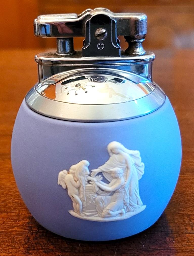Wedgwood Jasperware Pale Blue Art Deco Ronson Desk Lighter For Sale 3