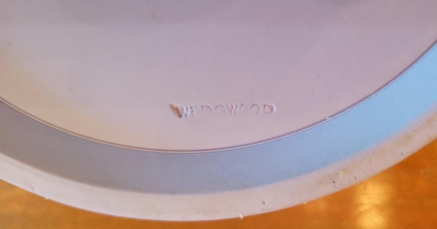 Wedgwood Jasperware Pale Blue Circular Lidded Vanity Box 7