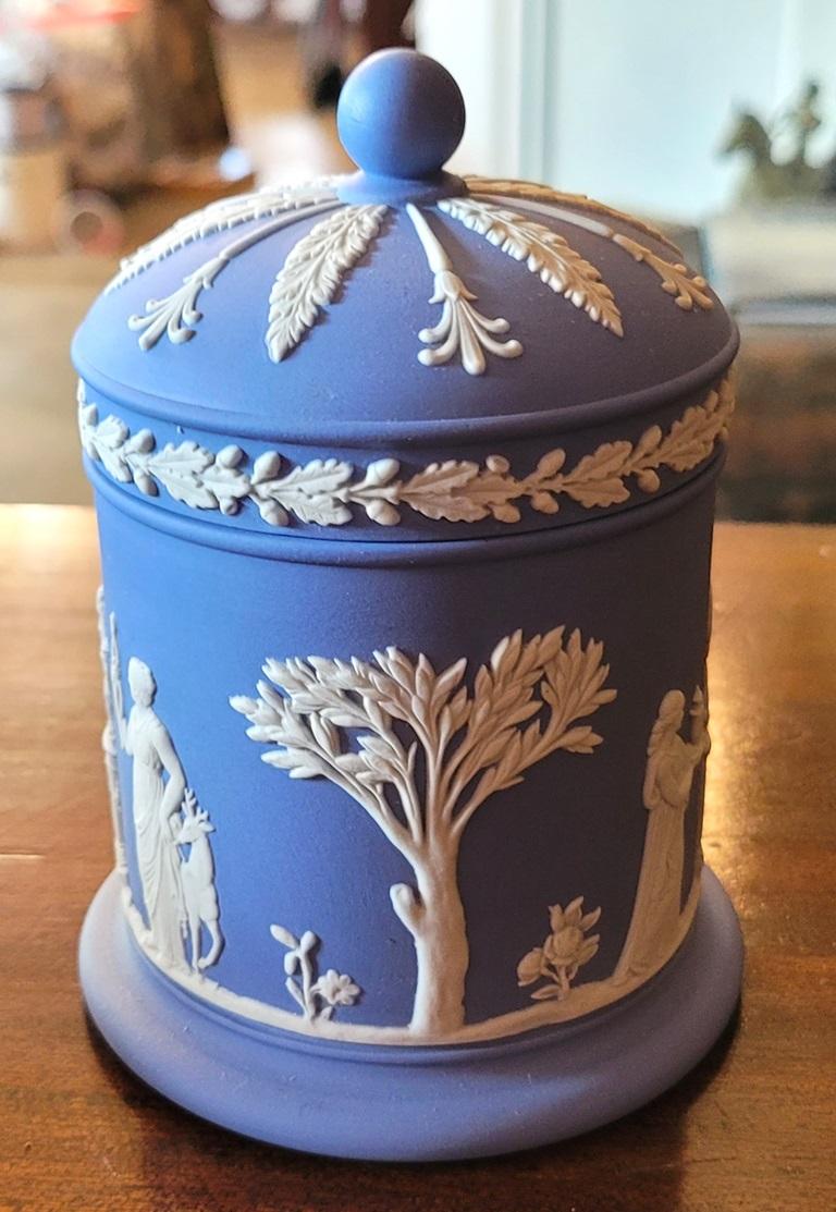 Neoclassical Revival Wedgwood Jasperware Pale Blue Lidded Vanity Jar