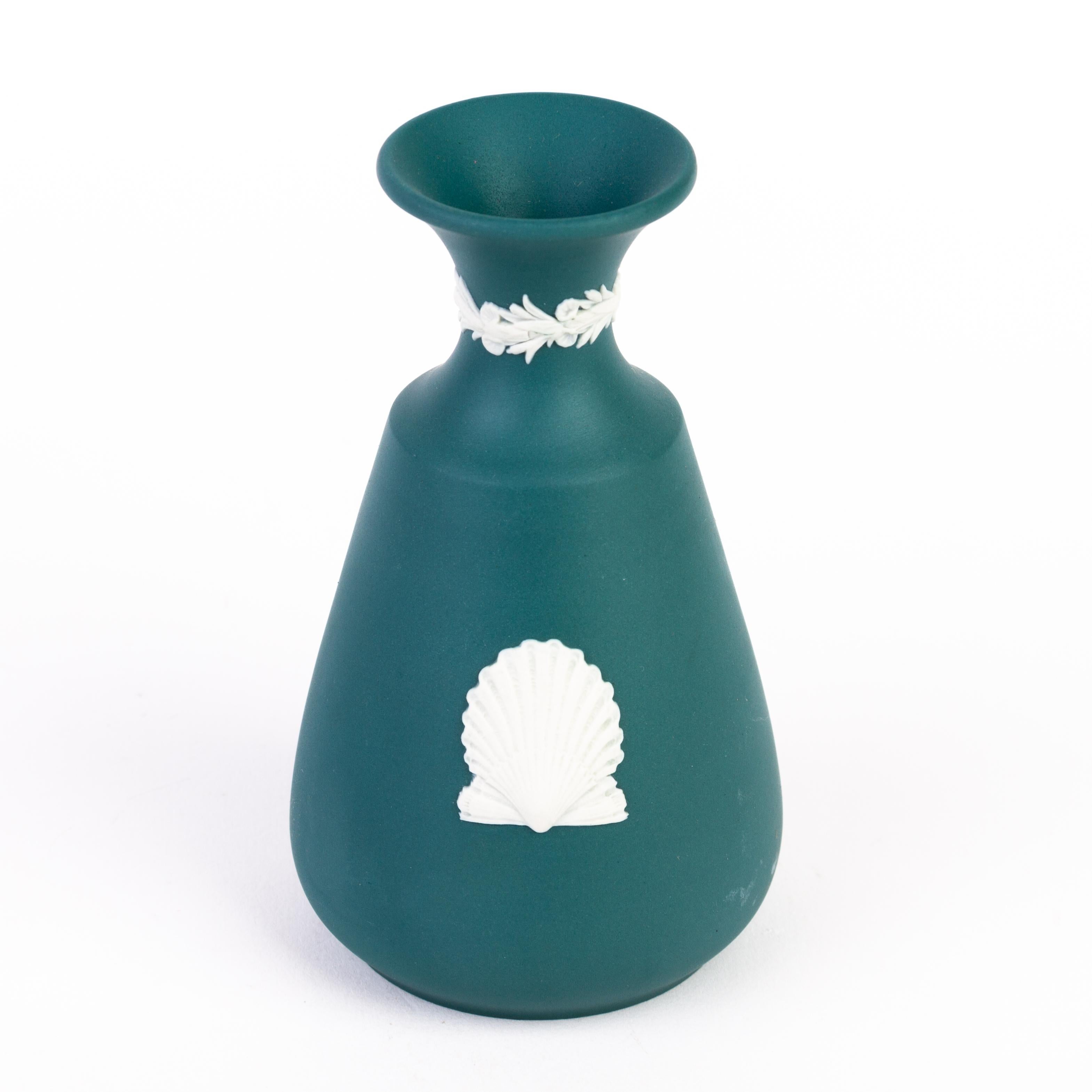 Wedgwood Jasperware Seashell Vase In Good Condition In Nottingham, GB