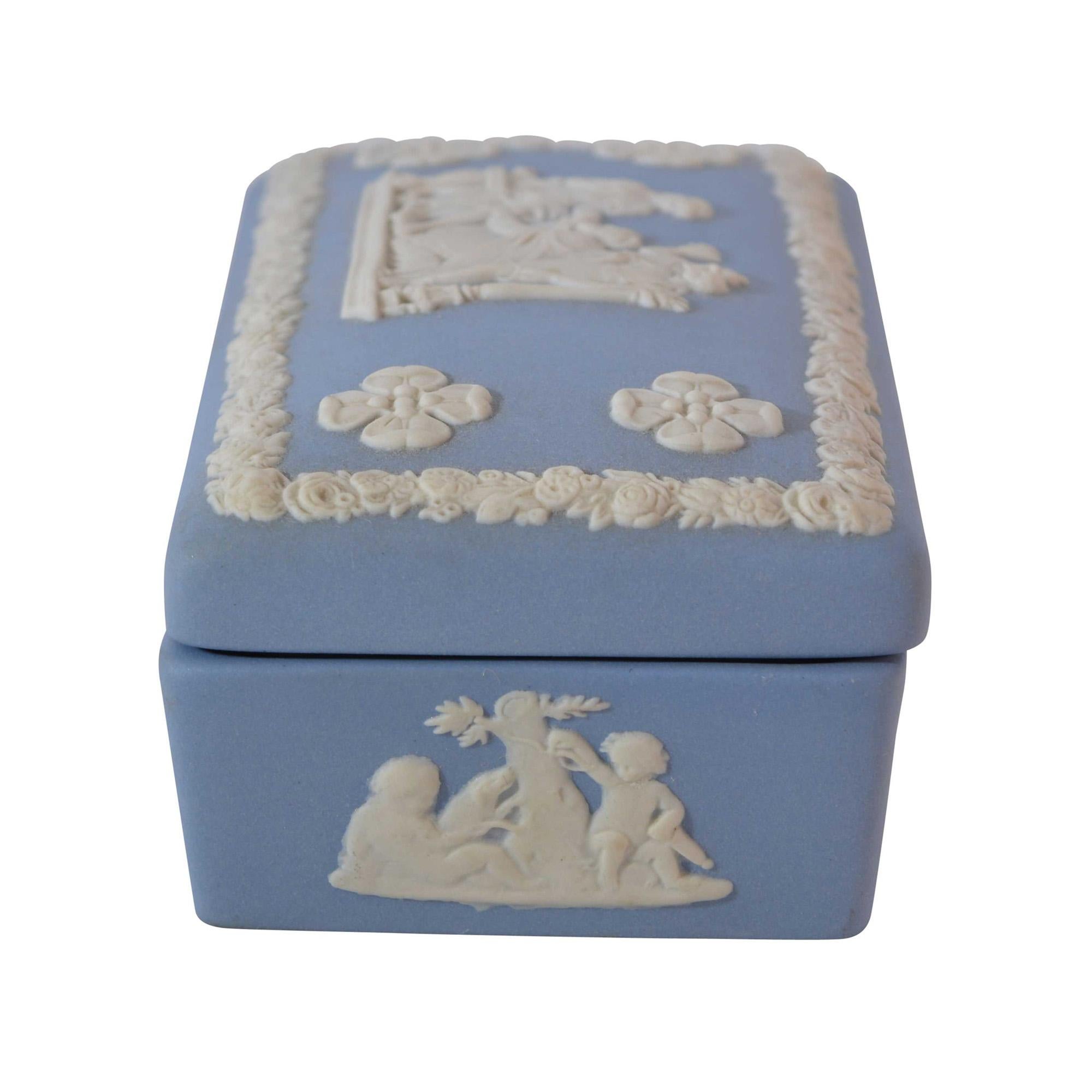 Neoclassical Wedgwood Jasperware Trinket Box