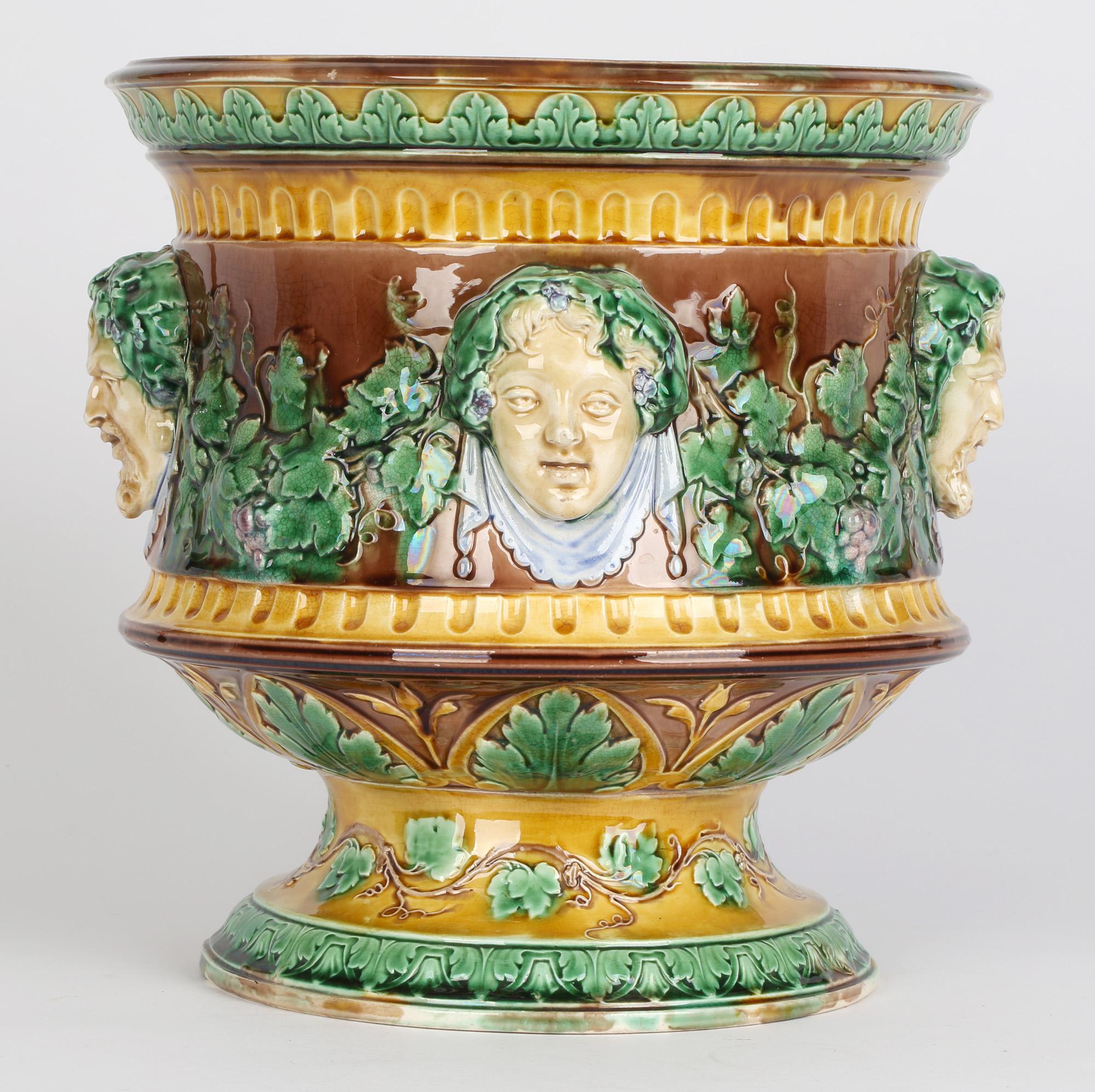 Wedgwood Large and Impressive Majolica Jardiniere with Masks and Trailing Vines For Sale 1