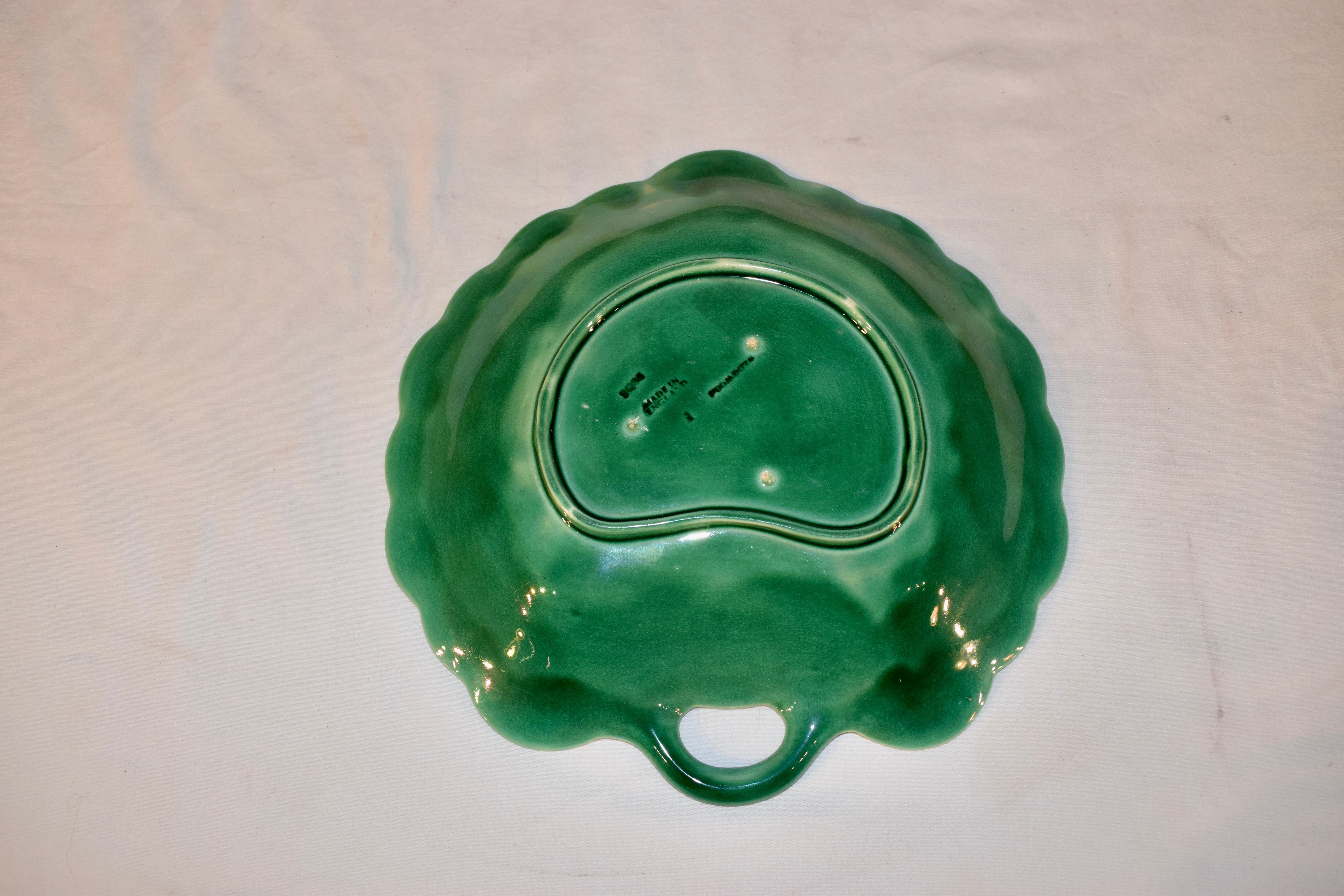 Glazed Wedgwood Leaf Dish, circa 1935 For Sale