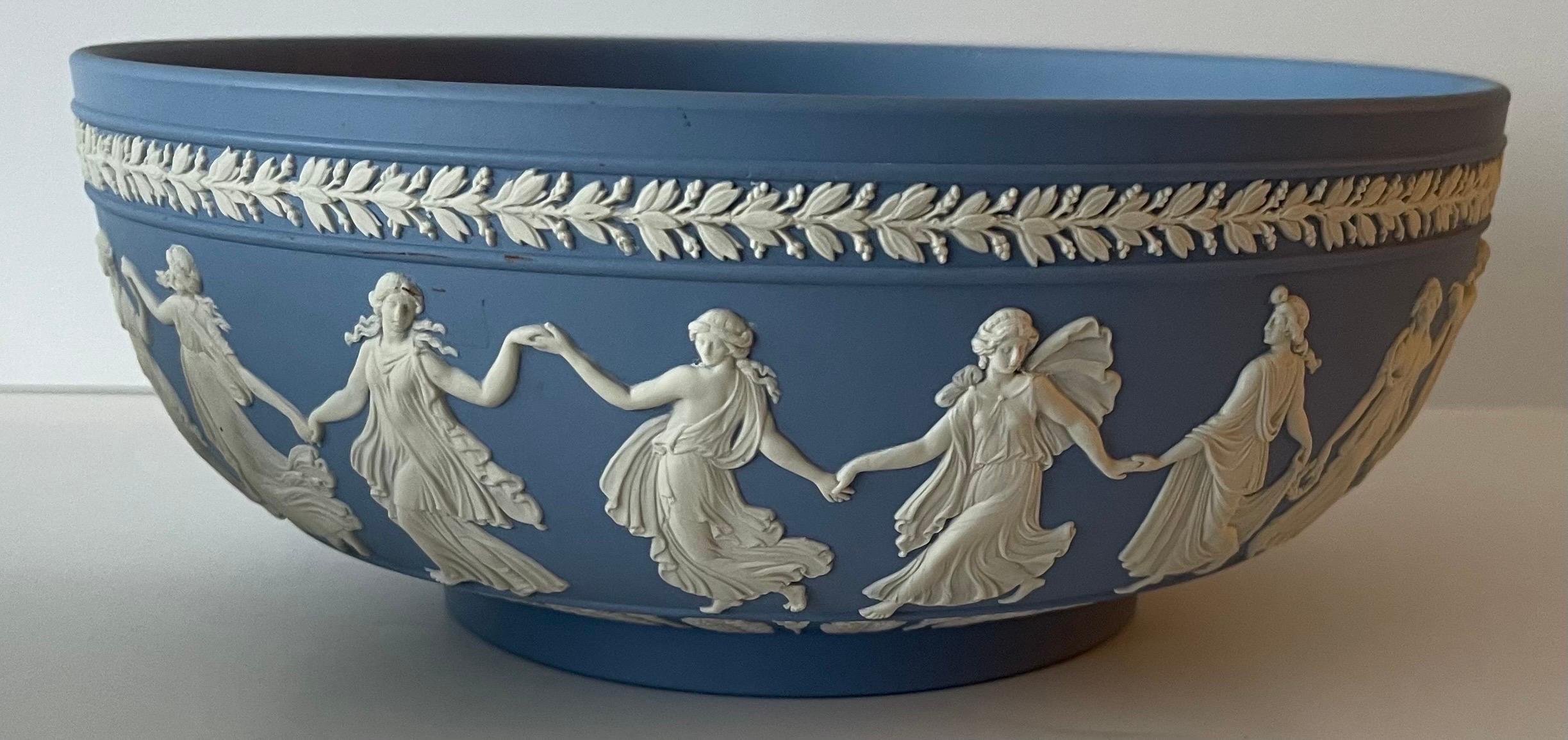 Wedgwood Light Blue Dancing Hours Neoclassical Jasperware Bowls, Pair In Good Condition In Stamford, CT