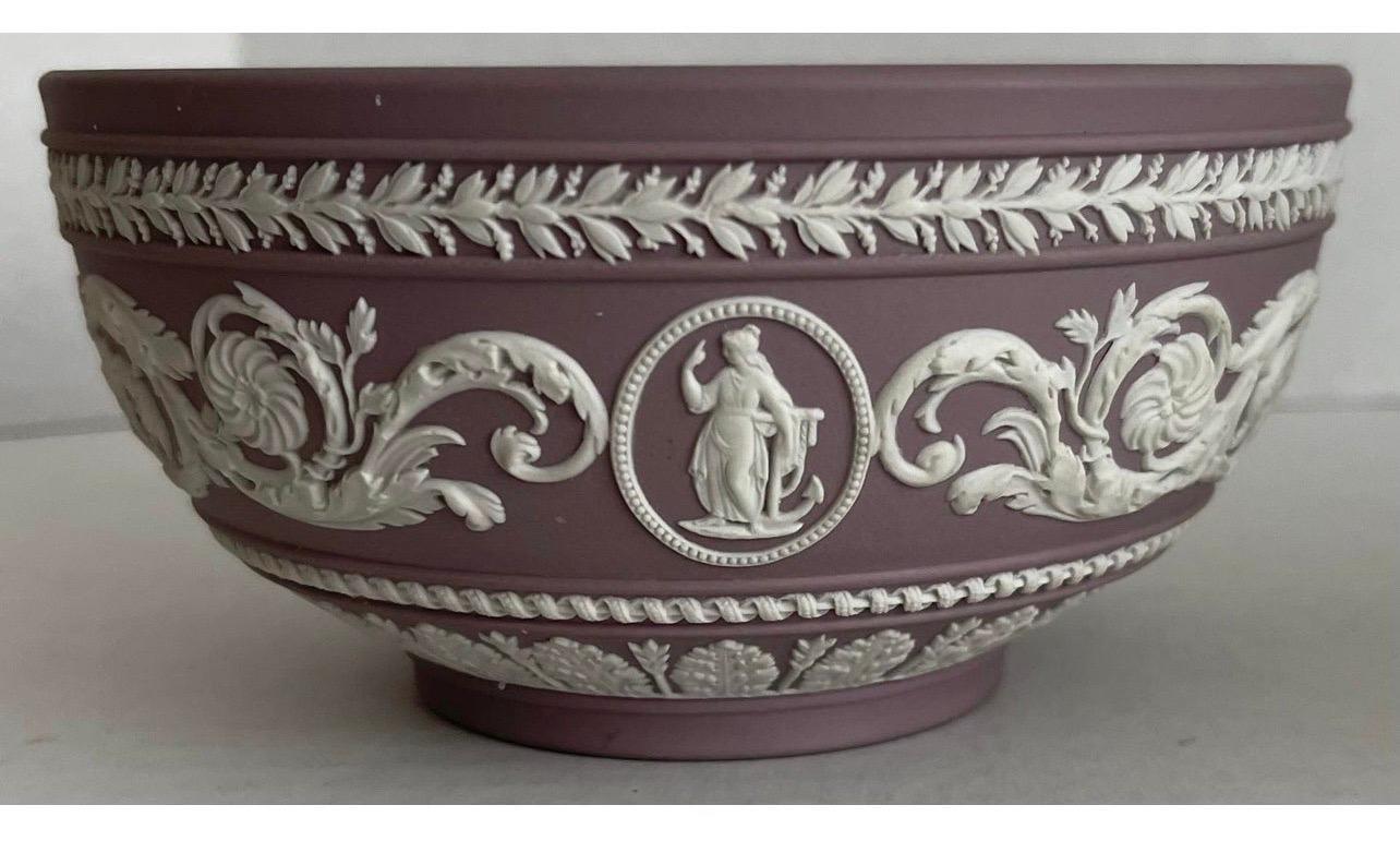 Pottery Wedgwood Light Purple Neoclassical Jasperware Bowl