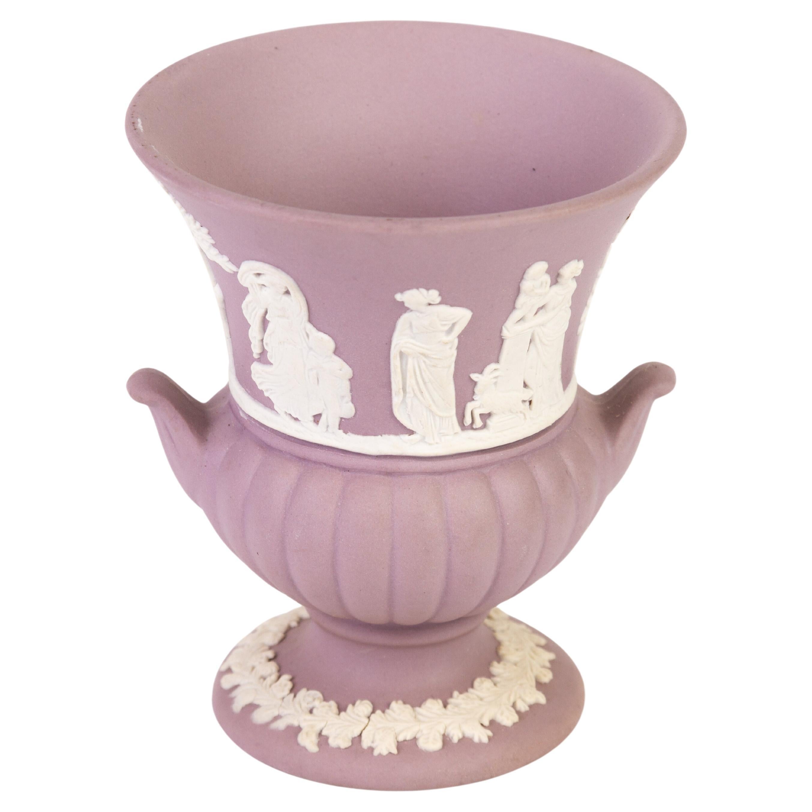 Wedgwood Lilac Jasperware Neoclassical Urn Vase  For Sale