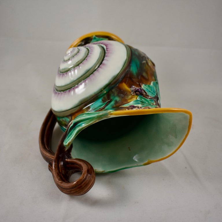 Wedgwood English Majolica Aesthetic Taste Snail Shell and Ivy Pitcher circa 1870 For Sale 3