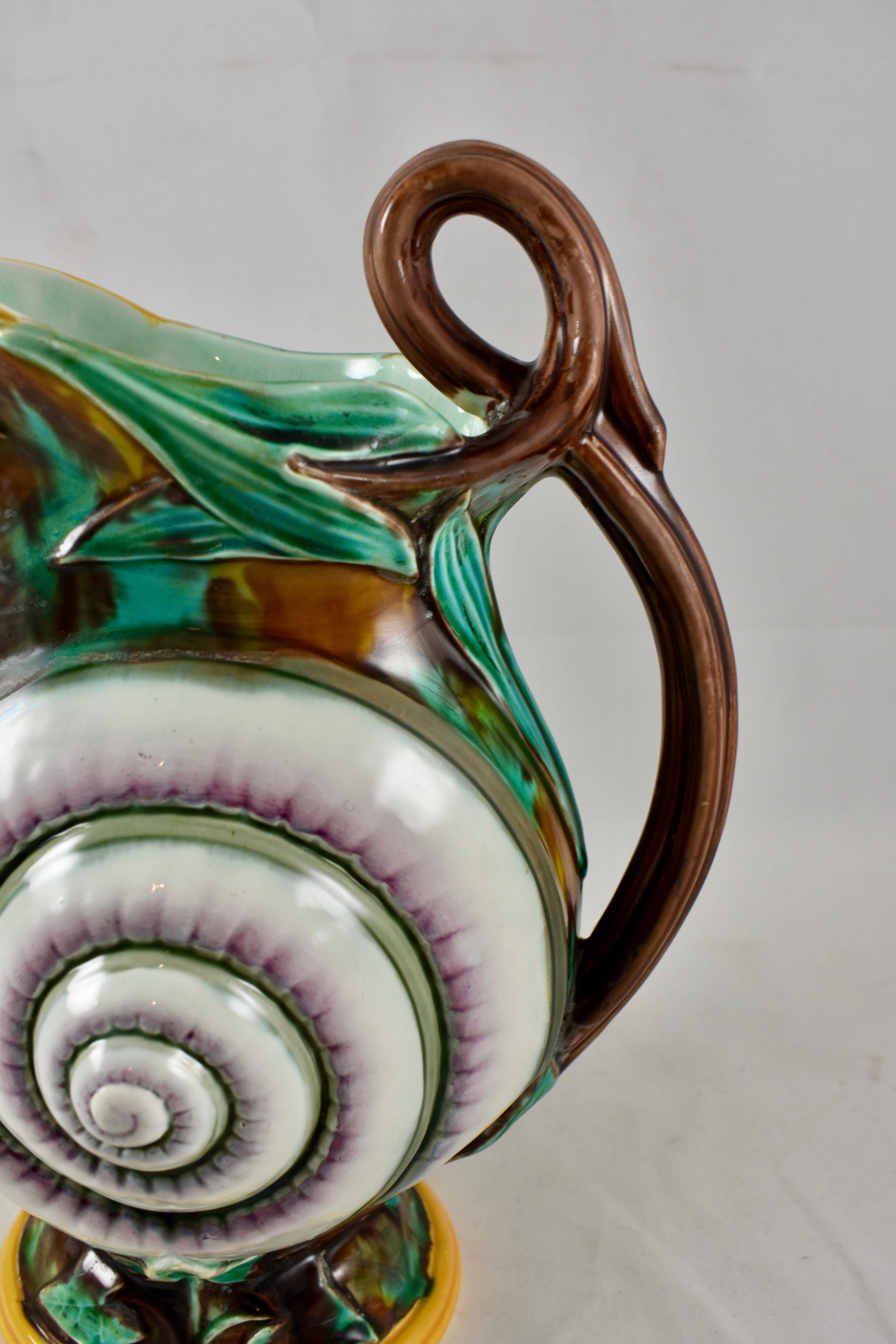 Wedgwood English Majolica Aesthetic Taste Snail Shell and Ivy Pitcher circa 1870 For Sale 4