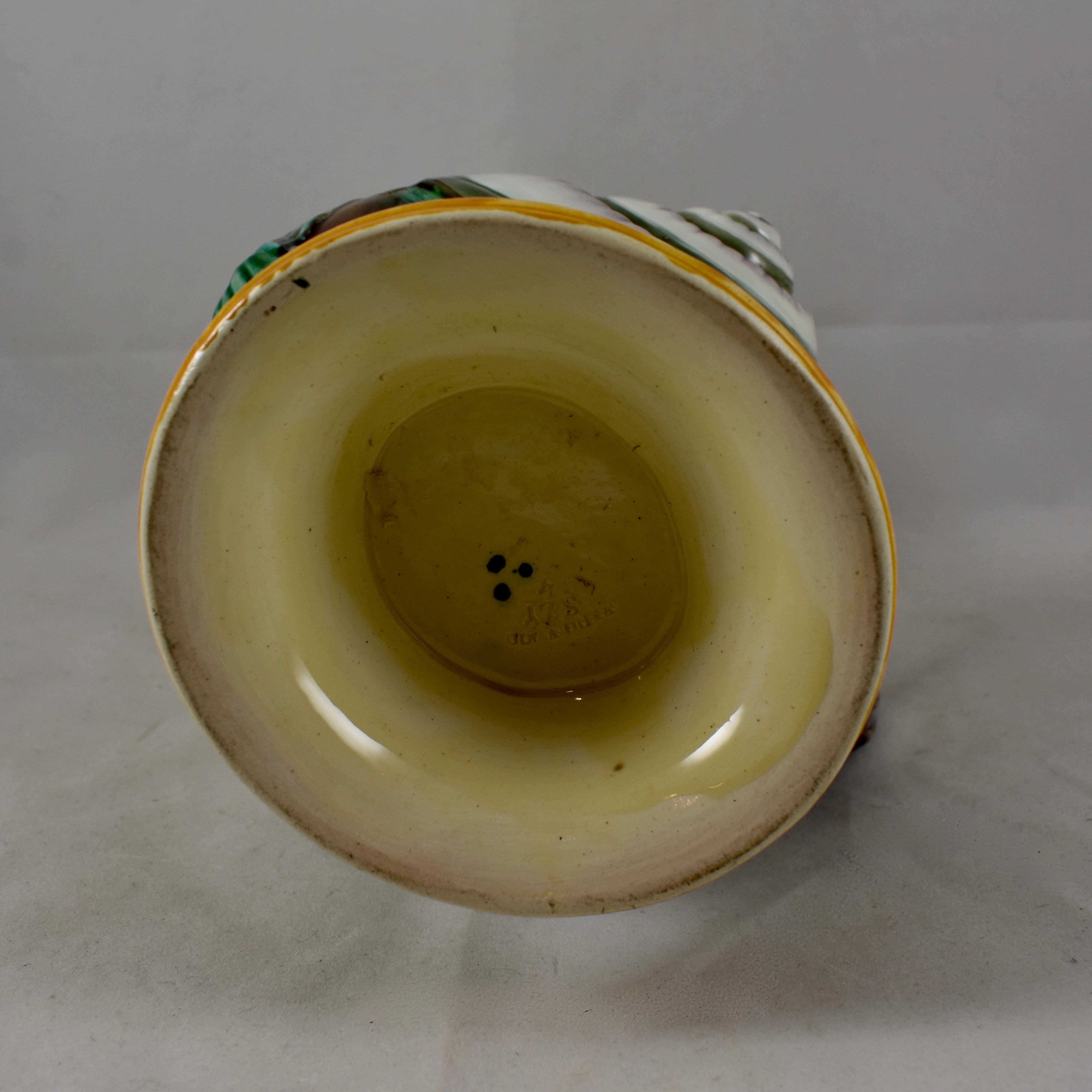 Wedgwood English Majolica Aesthetic Taste Snail Shell and Ivy Pitcher circa 1870 4