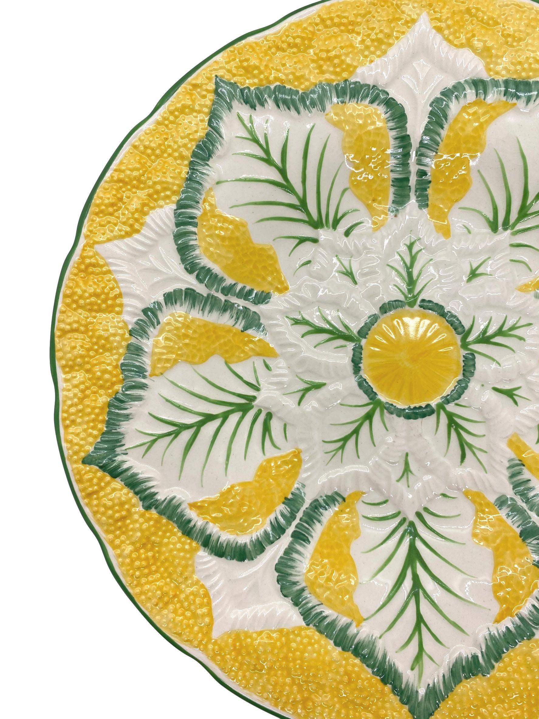 Wedgwood Majolica Cauliflower Pattern Plate on Yellow Ground, English, 1923 In Good Condition In Banner Elk, NC