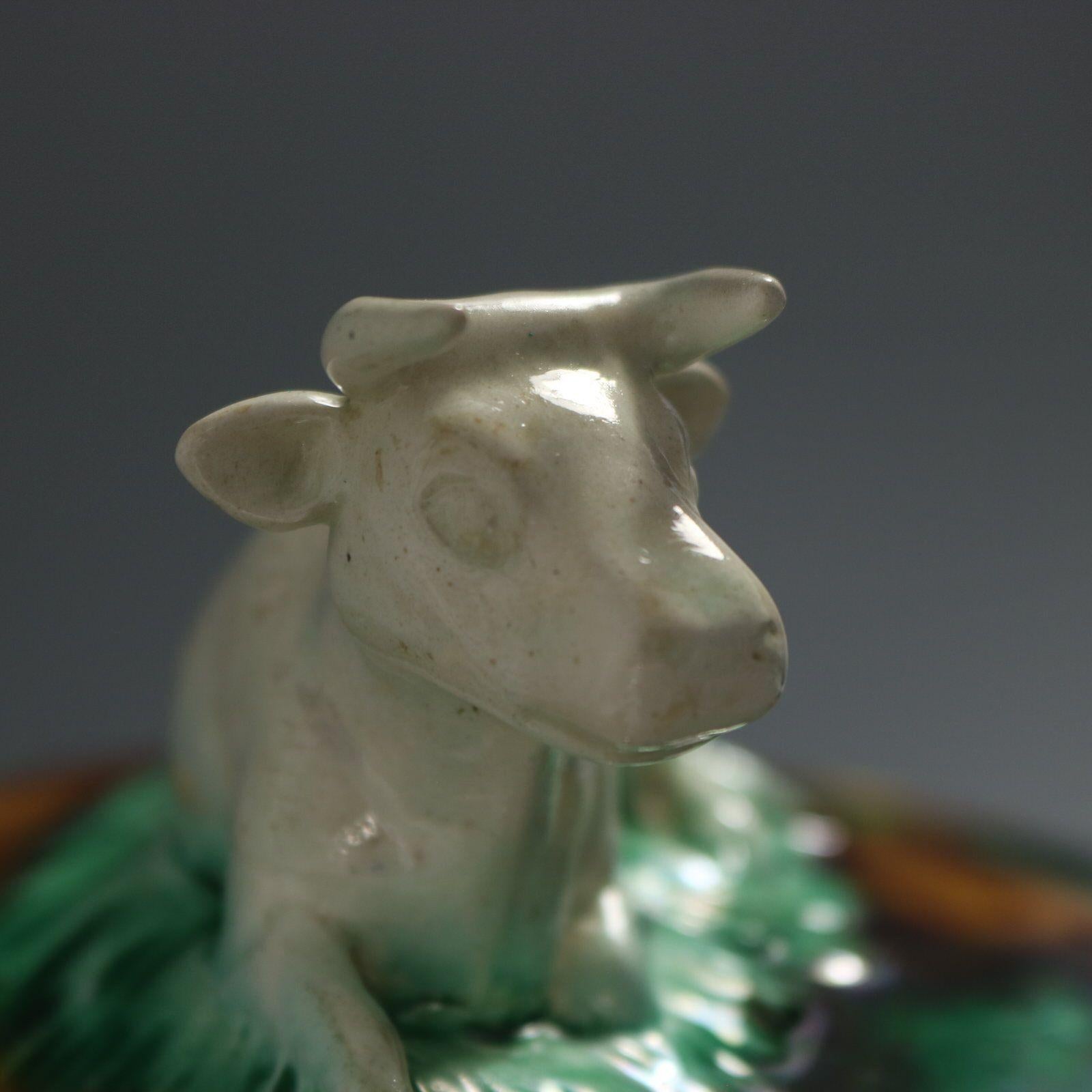 Wedgwood Mayólica Vaca Quesera en venta 11