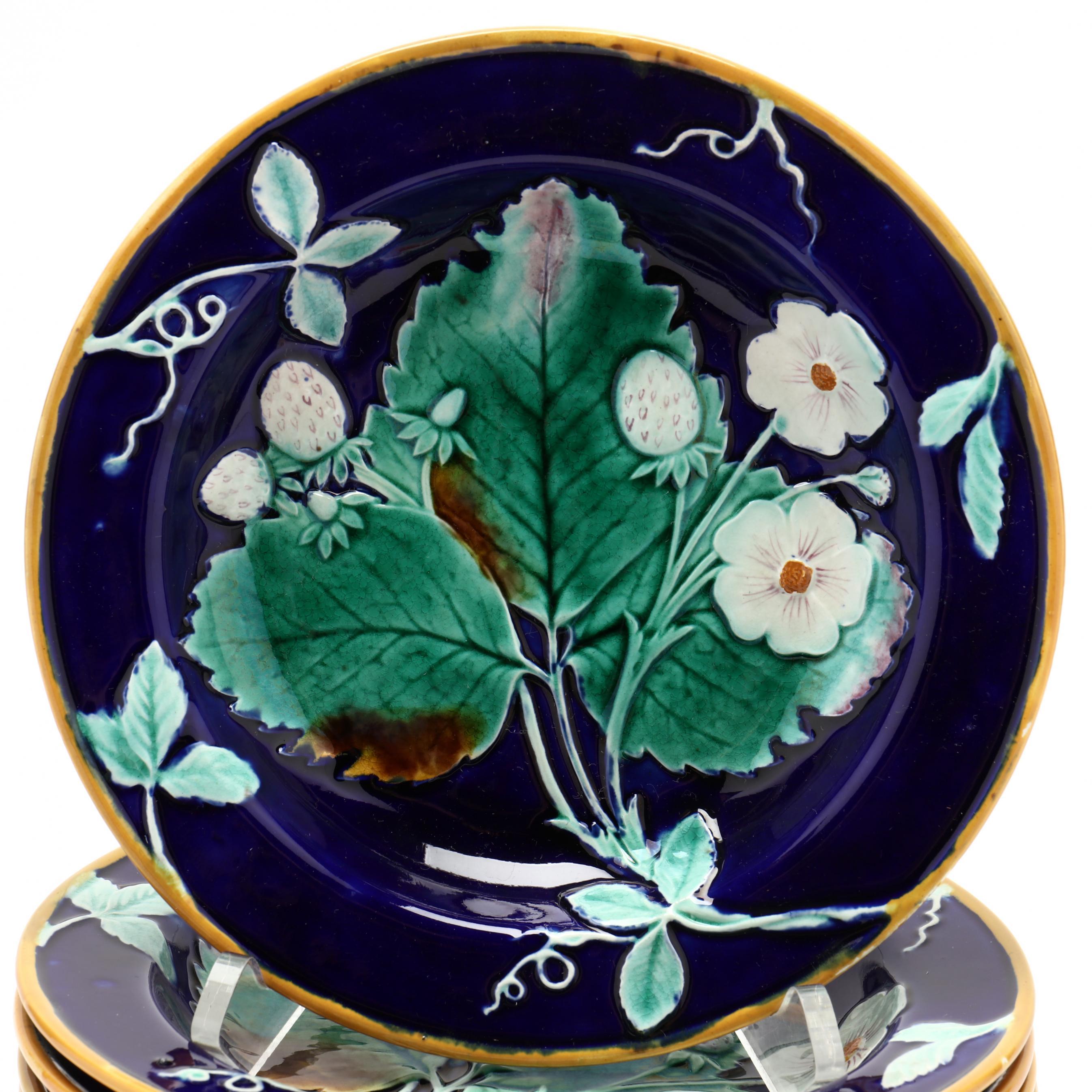 Victorian Wedgwood Majolica Dish with Strawberries on a Cobalt Ground, 1870, 12 Available For Sale