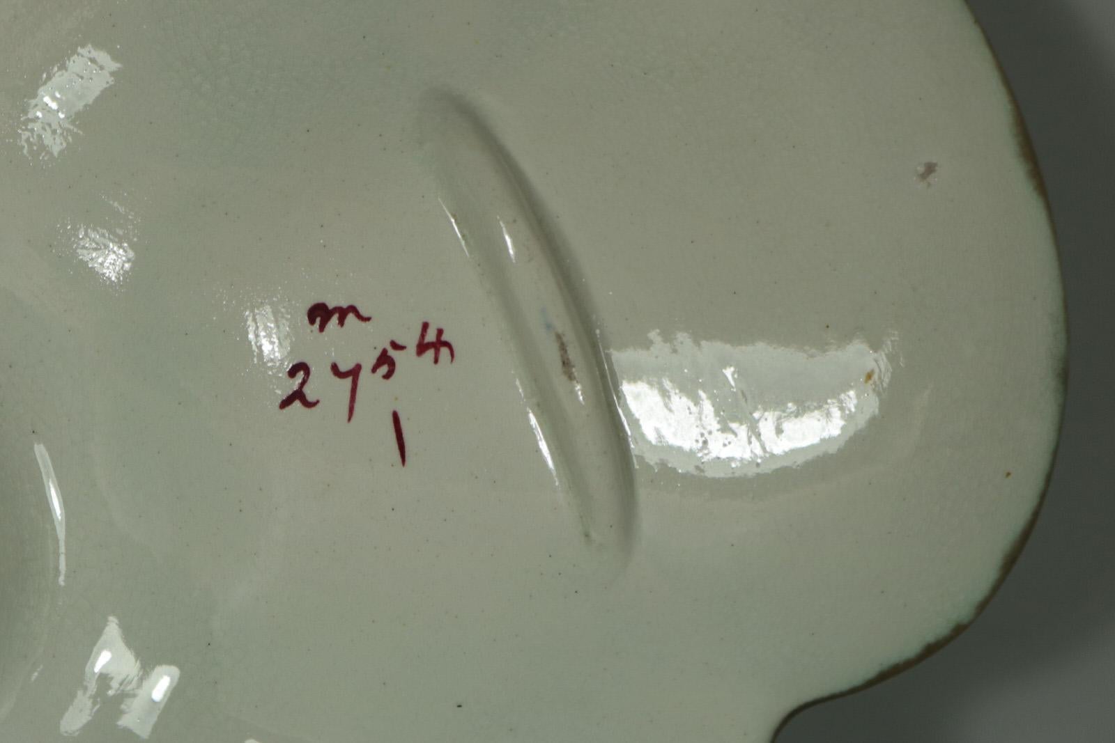 Wedgwood Majolica Dolphin/Fishes Oyster Plate In Good Condition In Chelmsford, Essex