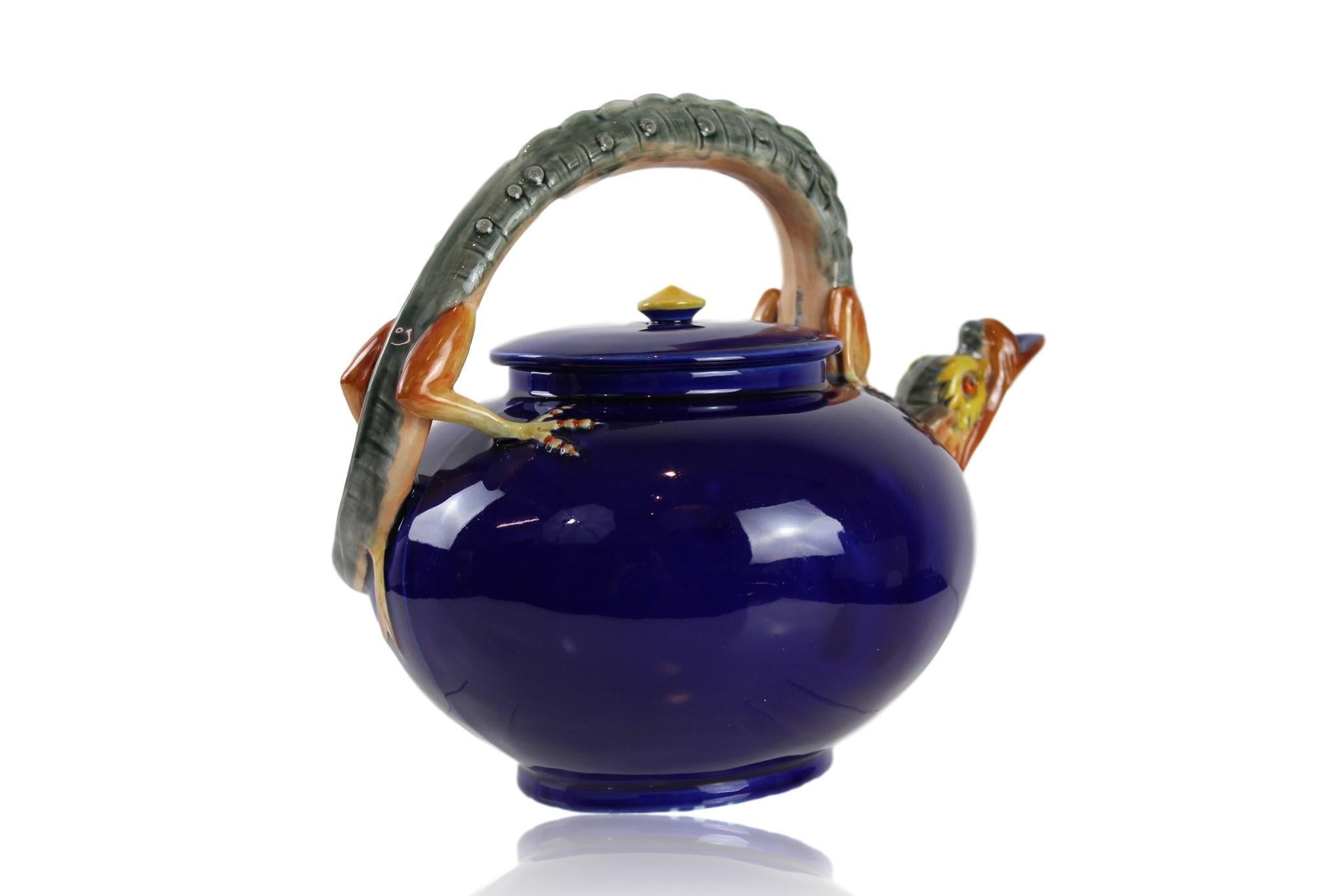 Wedgwood Majolica Dragon Teapot in Cobalt Blue by Hugues Protât, Dated 1871 In Good Condition In Banner Elk, NC