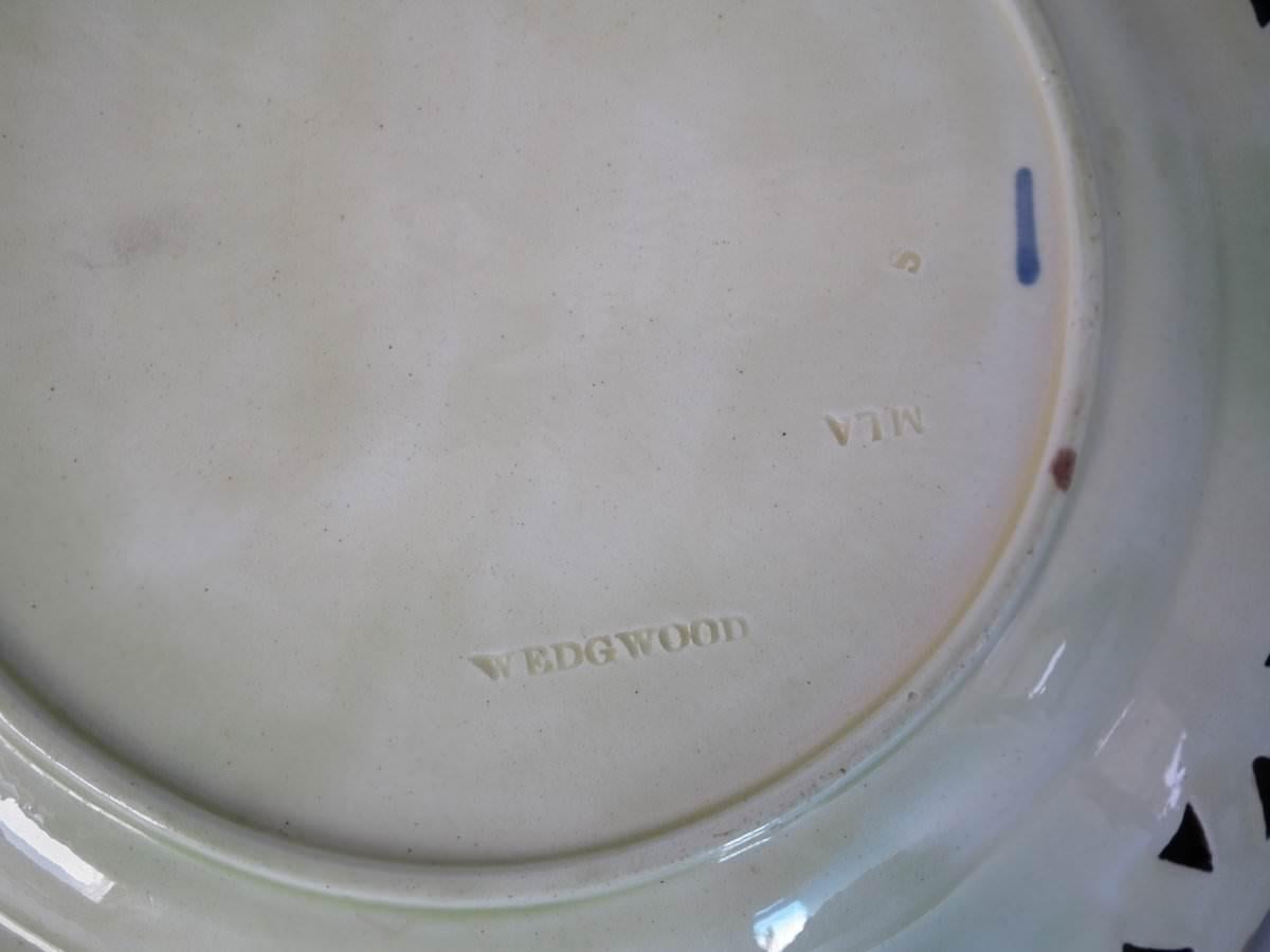 Wedgwood Majolica Heron Plate with Pierced Rim 1
