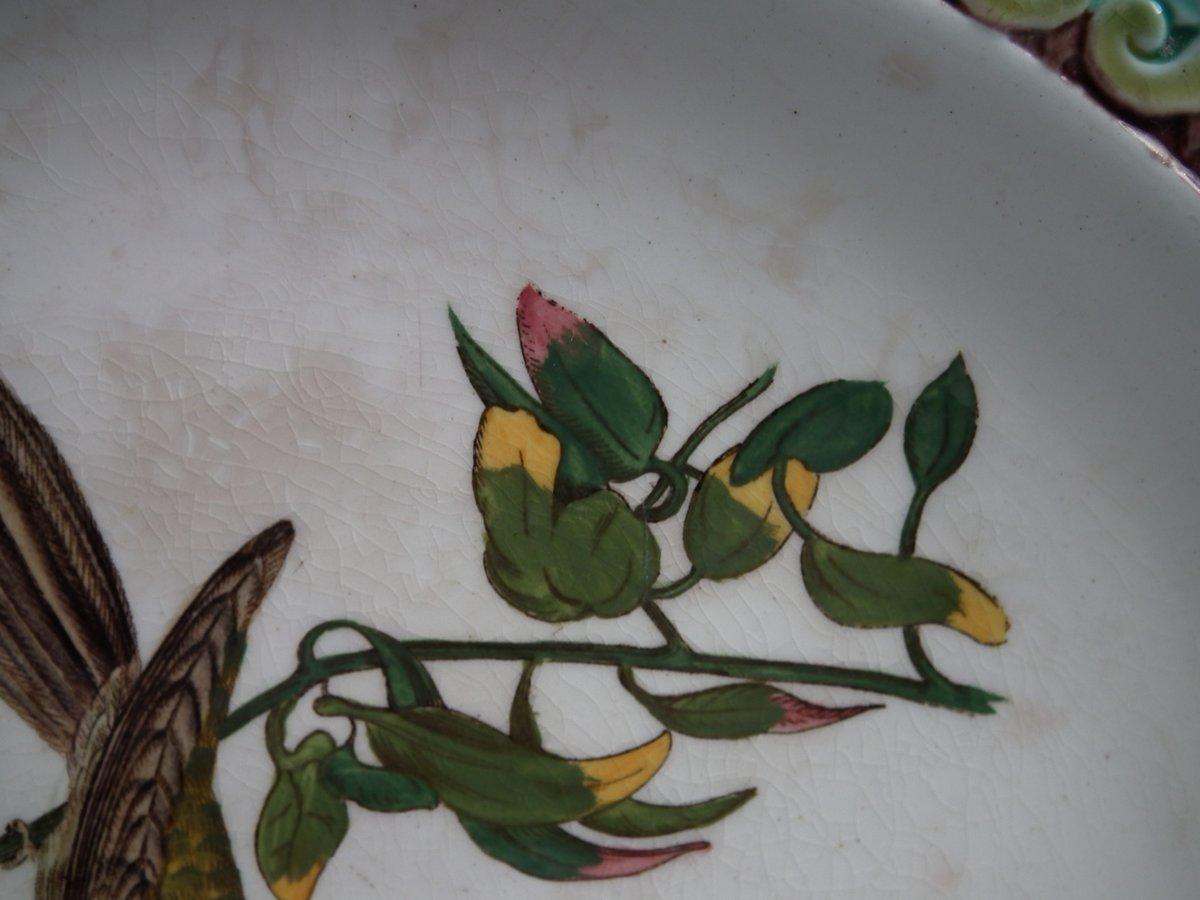 Wedgwood Majolica Hummingbird and Butterfly Plate In Good Condition In Chelmsford, Essex