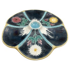 Wedgwood Majolica Pottery Chrysanthemum Oyster Plate Dish from 19th Century