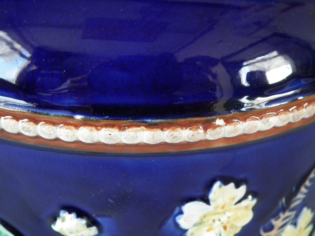 Wedgwood Majolica Primrose Cheese Dome and Stand 10