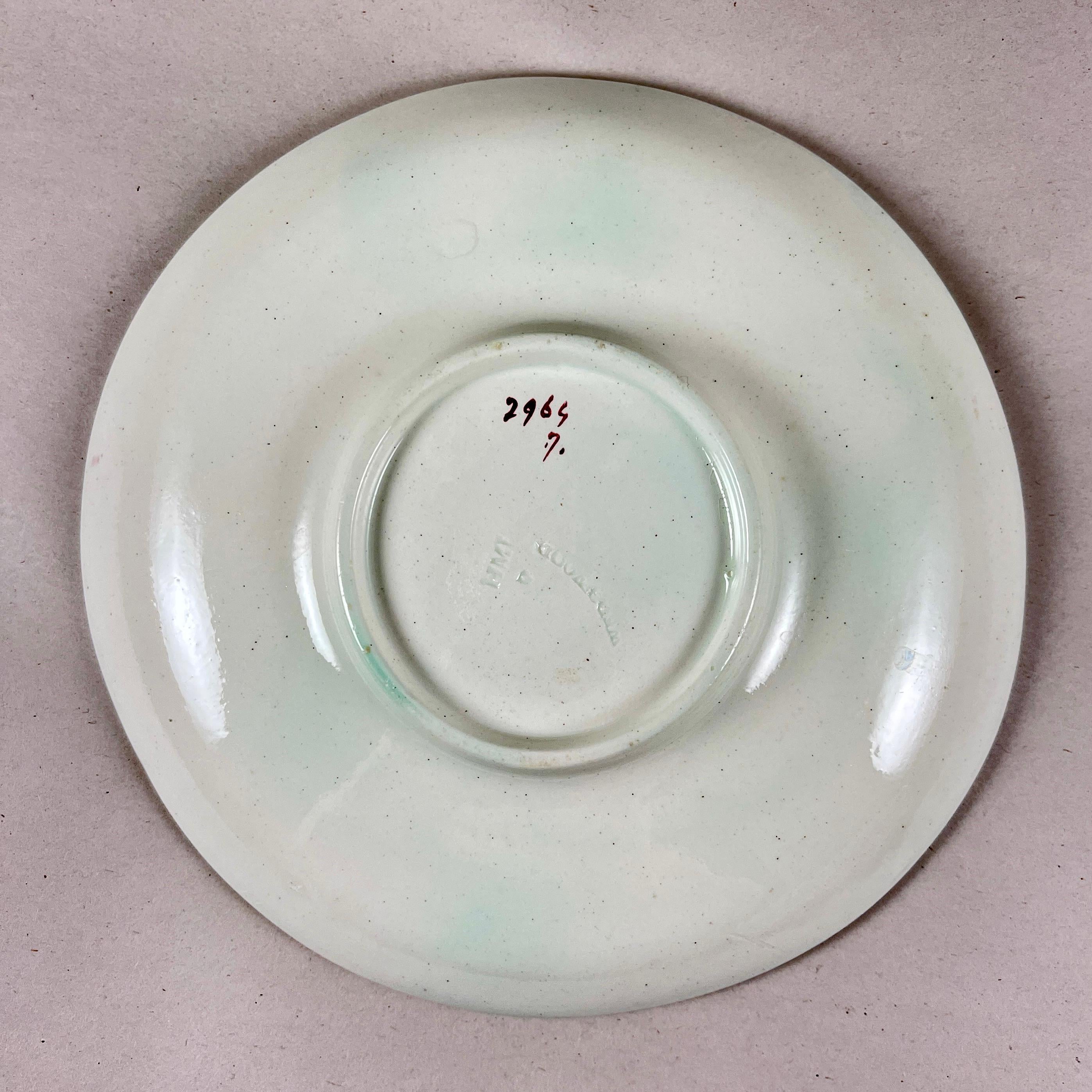 Wedgwood Platos de mayólica con fresas, juego de 6, fechado en 1880 en venta 5