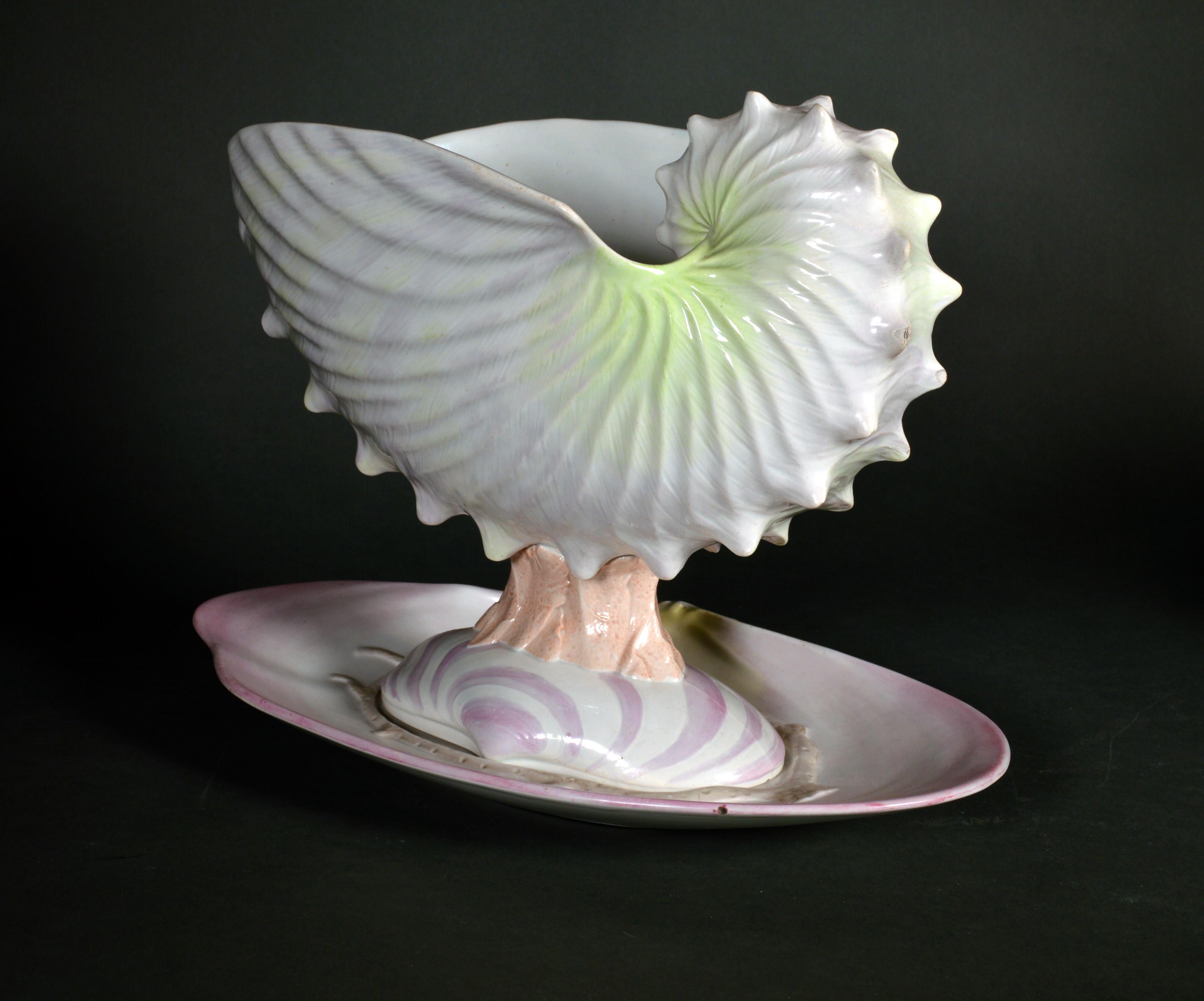 English Wedgwood Nautilus Pearlware Seashell Service, Early 19th Century For Sale