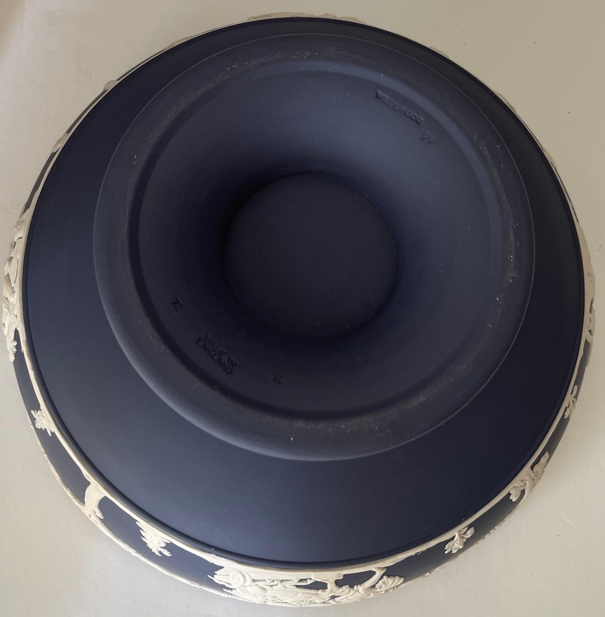 Wedgwood Navy Blue Neoclassical Jasperware Footed Bowl 4