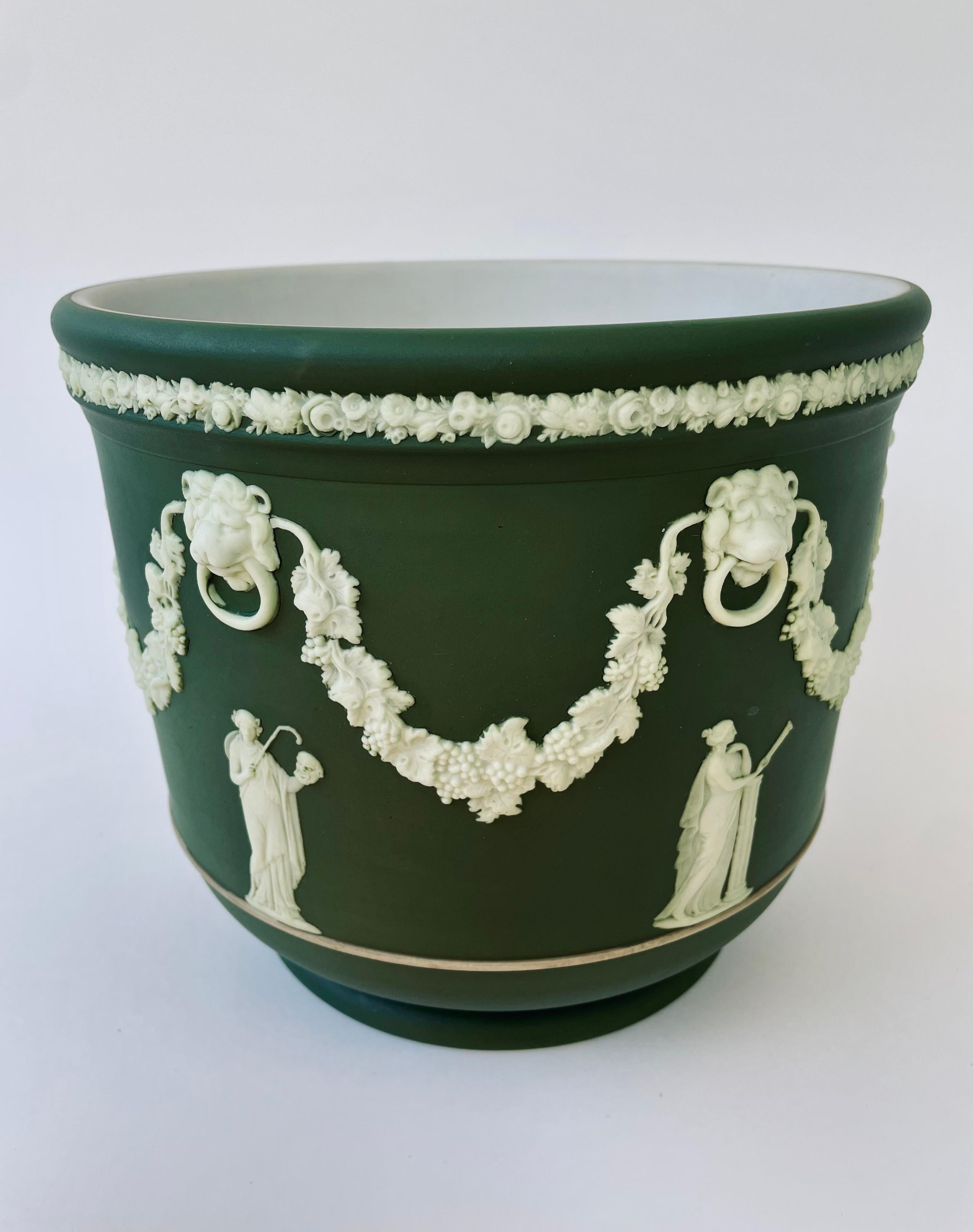 Wedgwood Olive Green Jasper Dip Stoneware Garden Pot 2