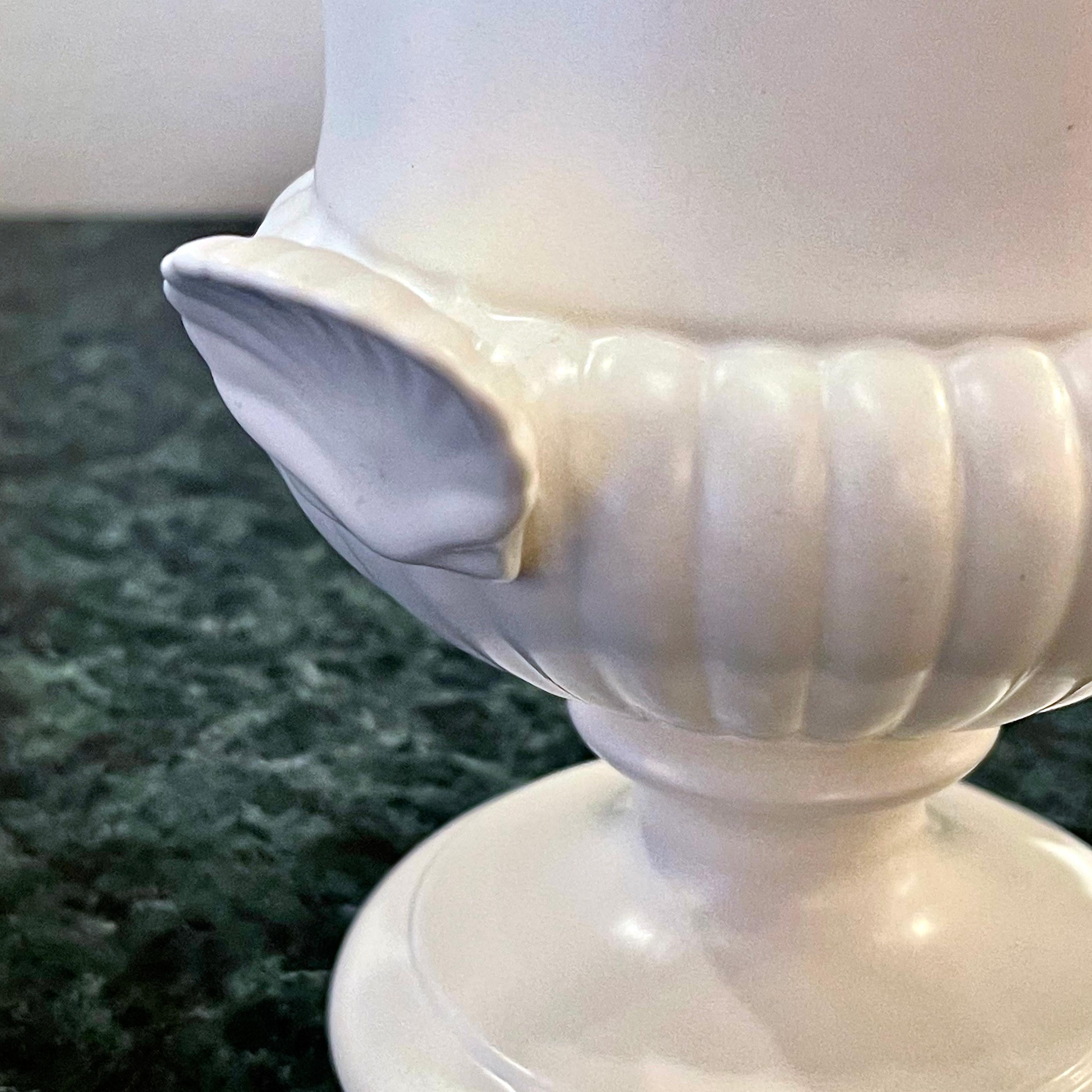 Mid-Century Modern Wedgwood Pair of Pedestal Medici form Shell Twin Handled Urn Vases For Sale