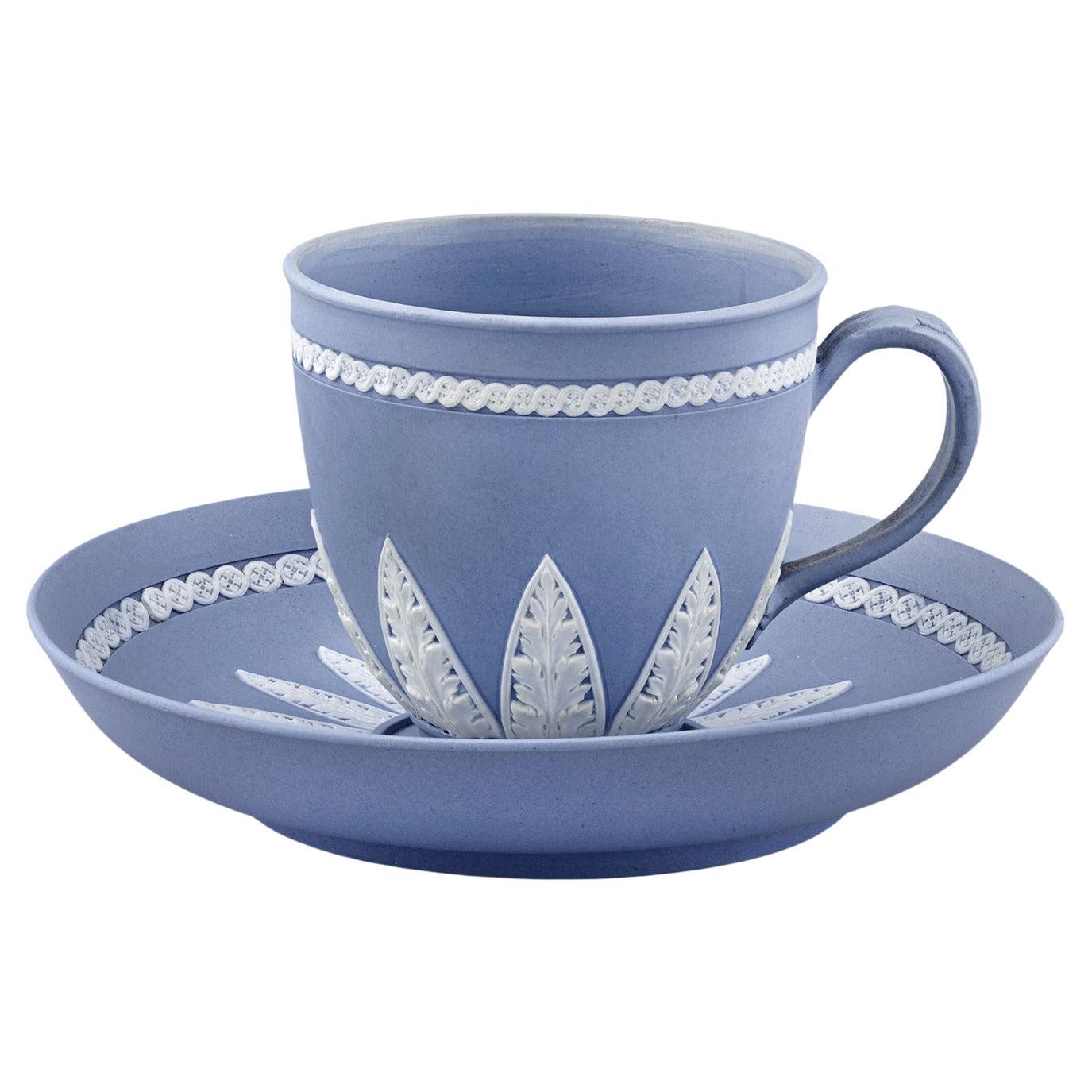 Wedgwood Pale Blue Jasperware Kaffeetasse und Untertasse im Angebot