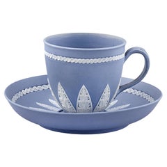 Taza y Plato de Café Wedgwood Jasperware Azul Pálido