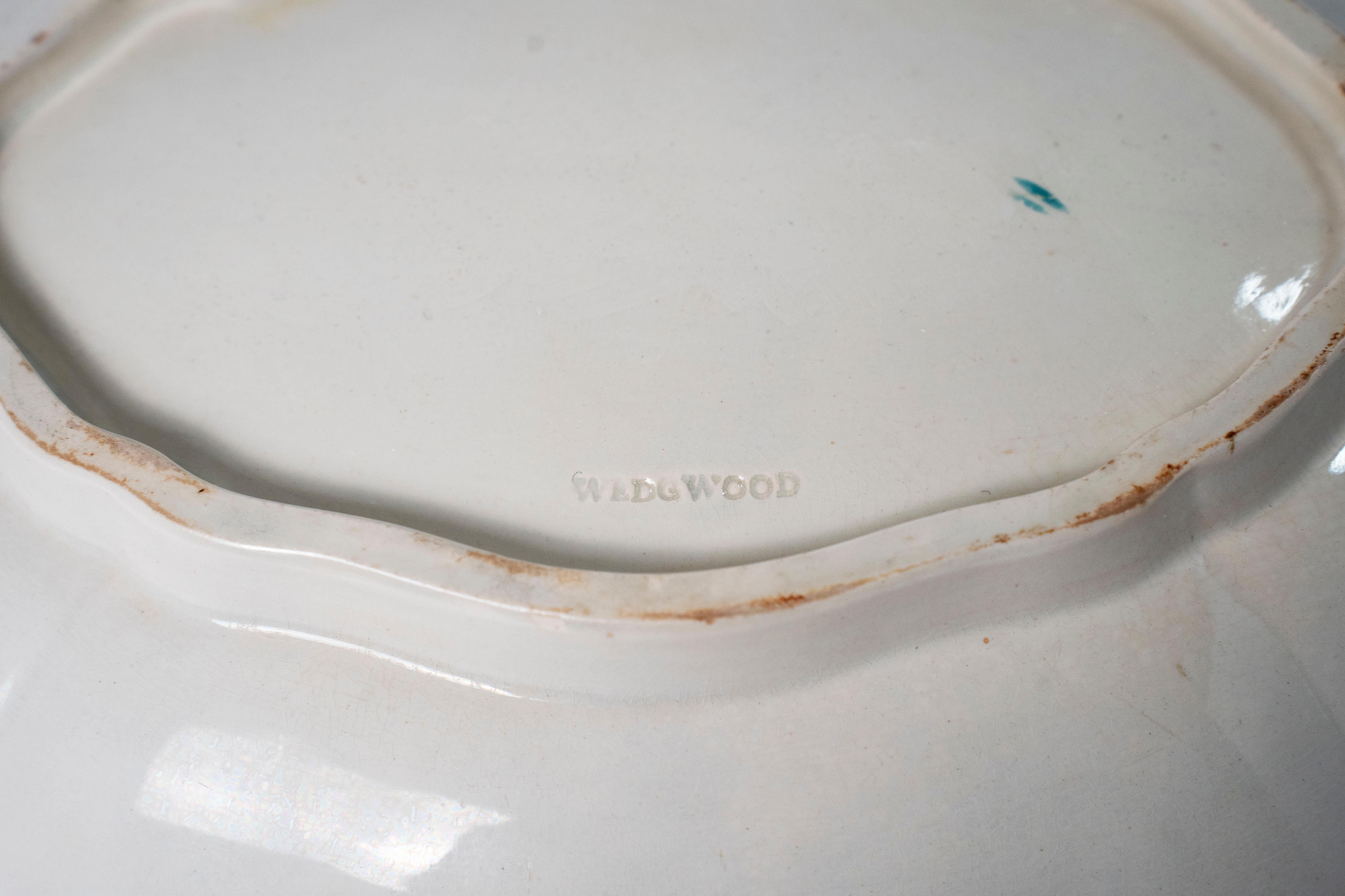 Sopera Wedgwood pintada en verde y blanco con tapa, circa 1800, Inglaterra Victoriano tardío en venta