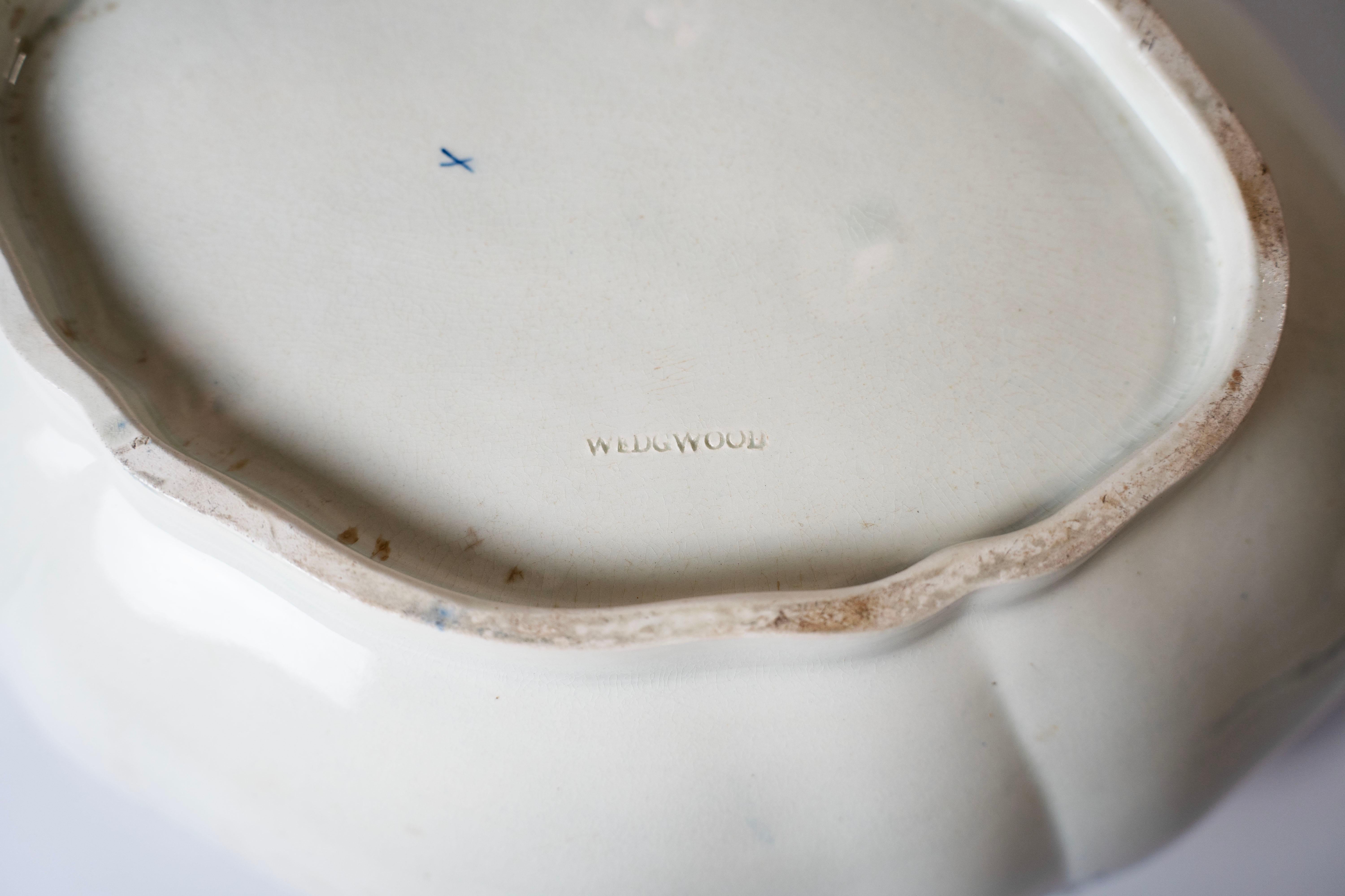 Wedgwood Pearlware Lg. Sopera azul y blanca con tapa, circa 1780 Pintado a mano en venta