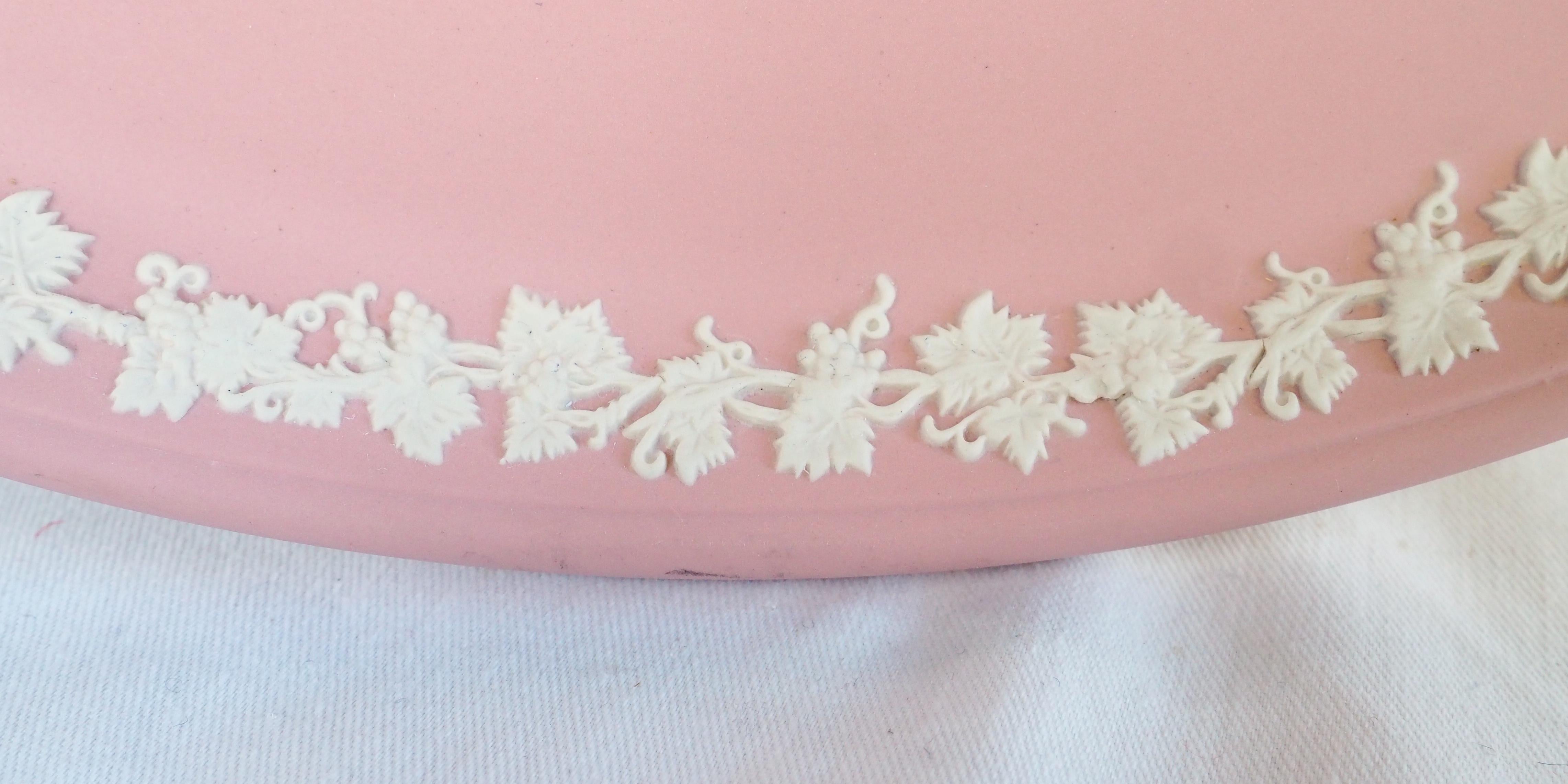 English Wedgwood pink and white jasperware tray For Sale