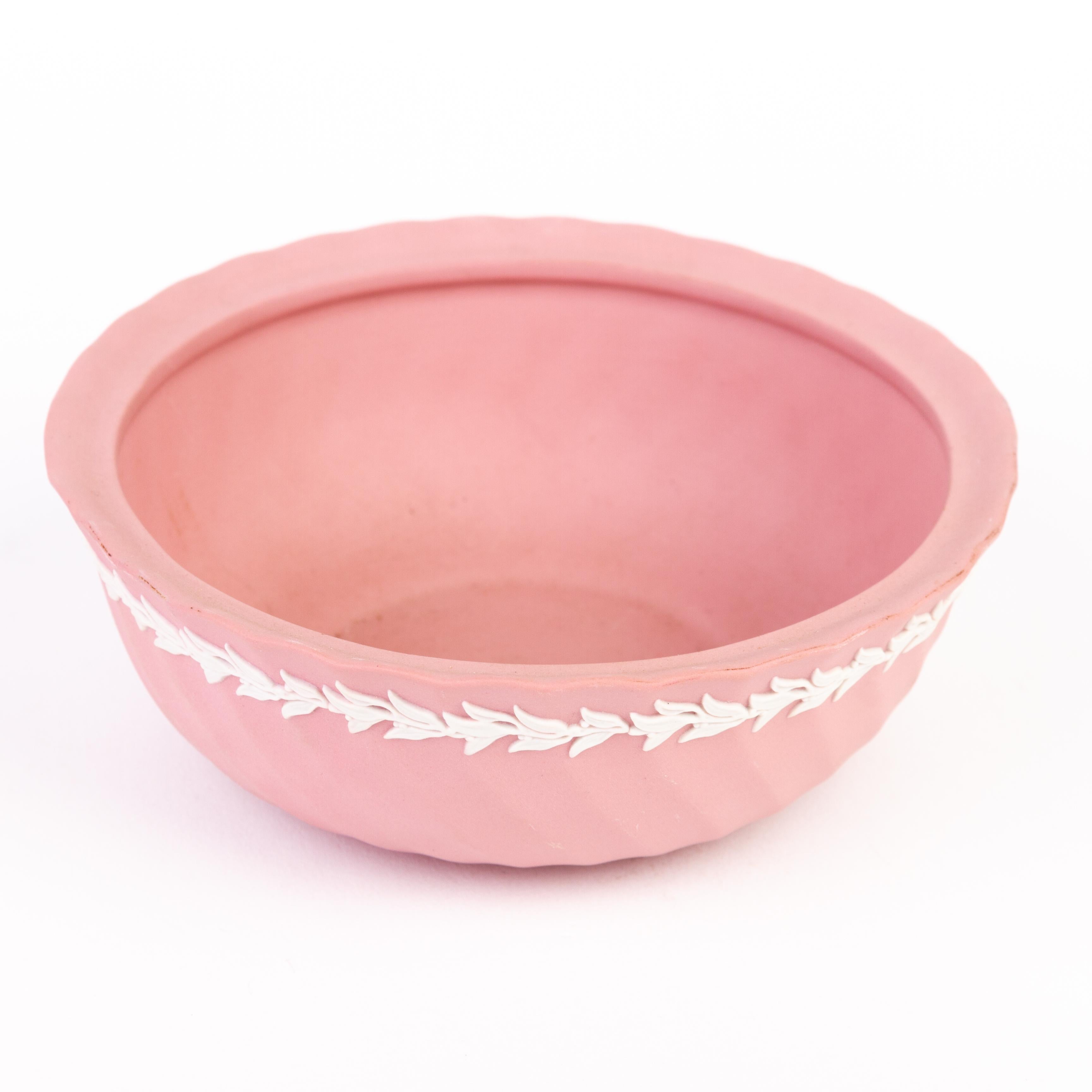 From a private collection.
Free international shipping
Wedgwood Pink Jasperware Bowl 