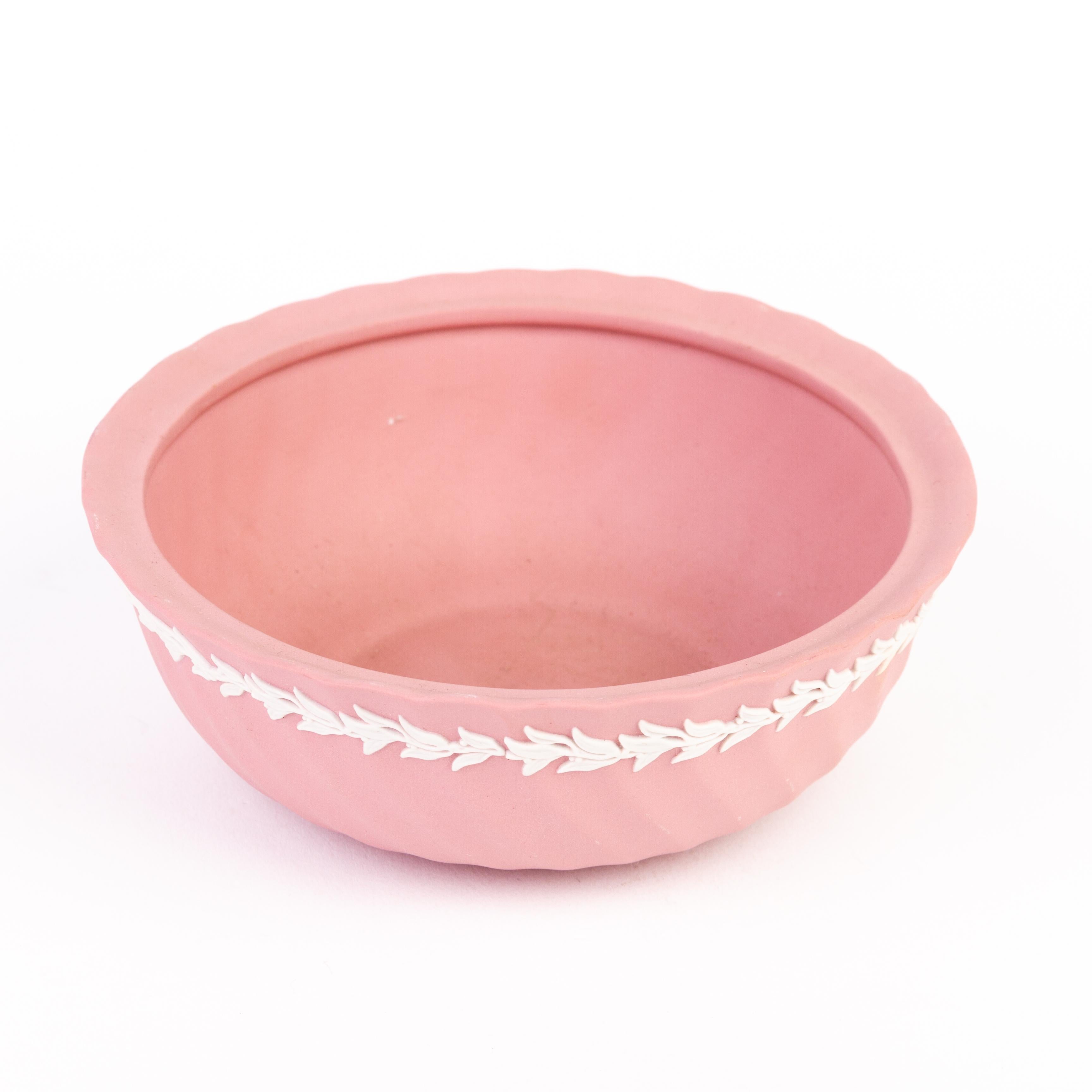 20th Century Wedgwood Pink Jasperware Bowl  For Sale