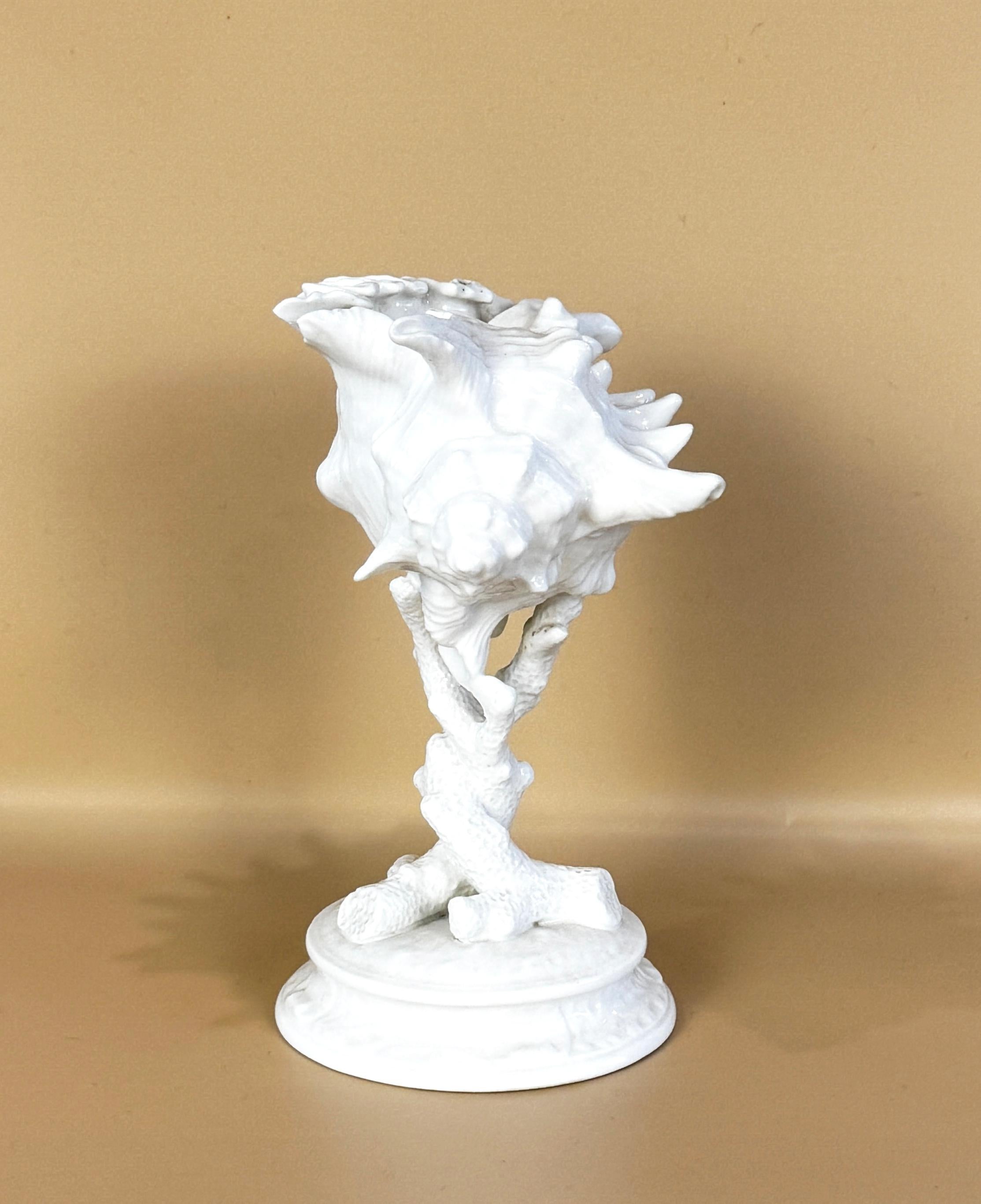 Wedgwood Porcelain Conch Shell & Coral Decorative Bowl or Table Sculpture In Good Condition For Sale In Philadelphia, PA