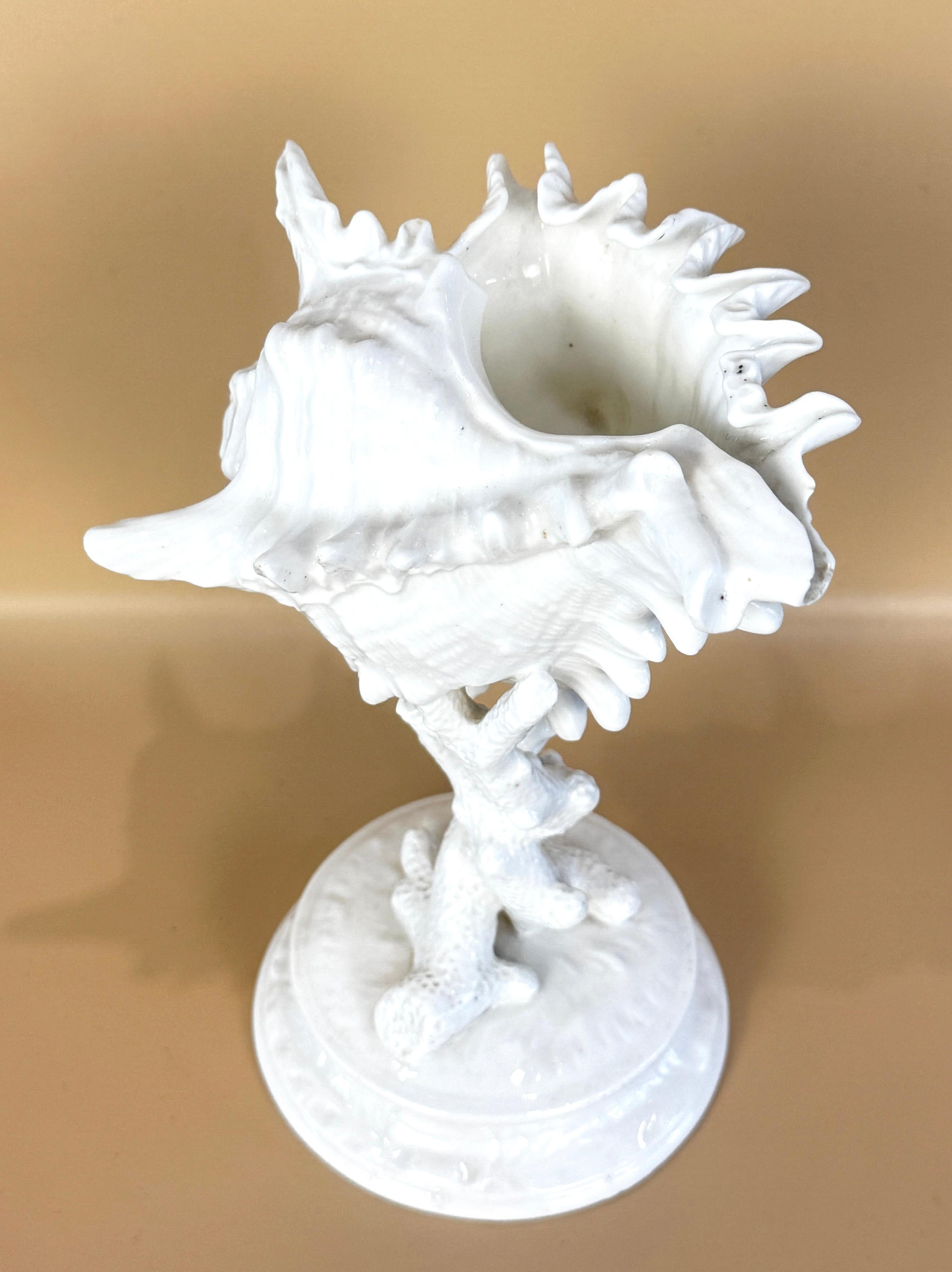 Wedgwood Porcelain Conch Shell & Coral Decorative Bowl or Table Sculpture For Sale 1