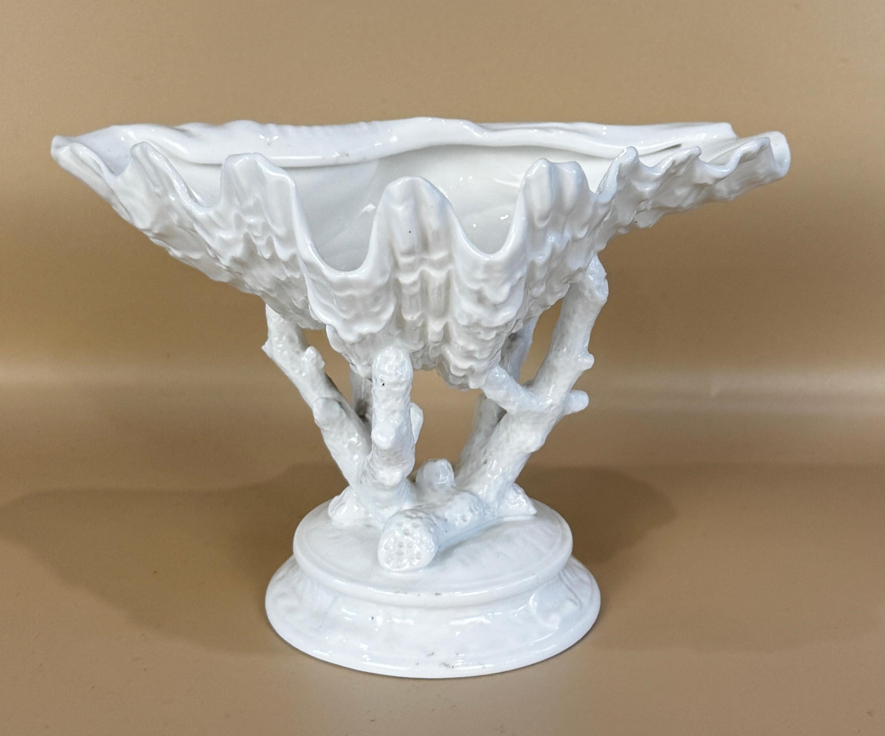 19th Century Wedgwood Porcelain Shell & Coral Decorative Bowl or Table Sculpture For Sale