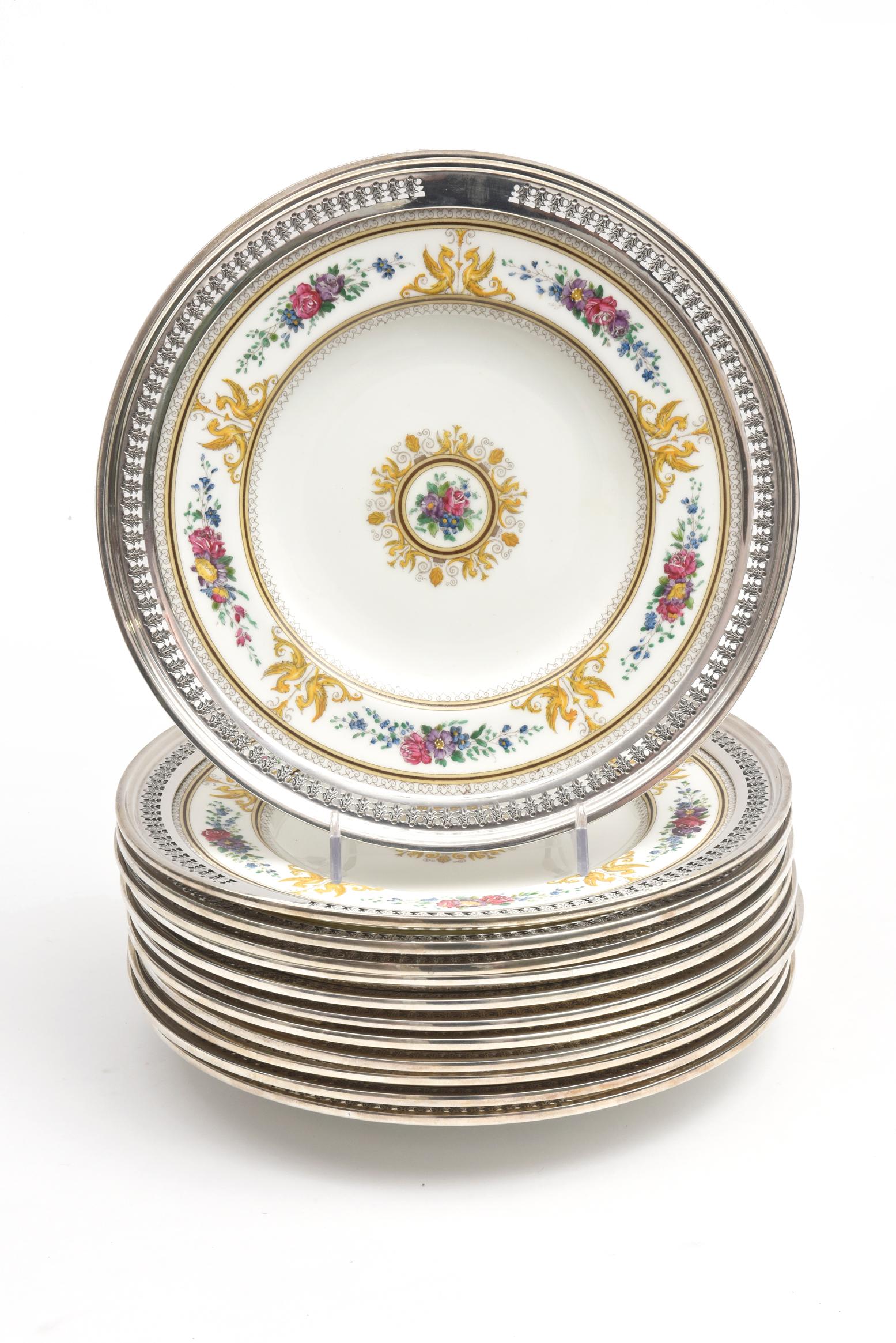English Wedgwood Porcelain & Sterling Silver Dessert Service, 12 Plates & 1 Pastry Plate