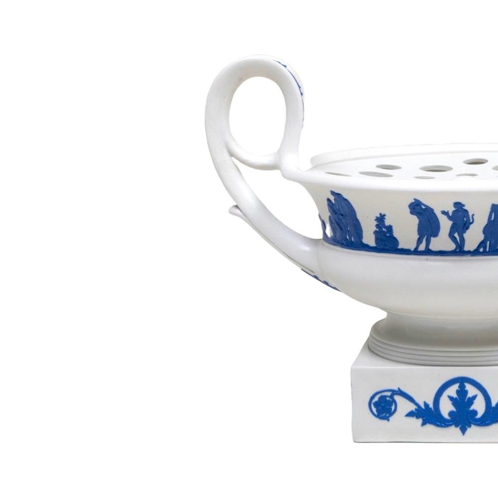 Wedgwood Porcelain White / Blue Centerpiece Bough Pots / Vase For Sale 2