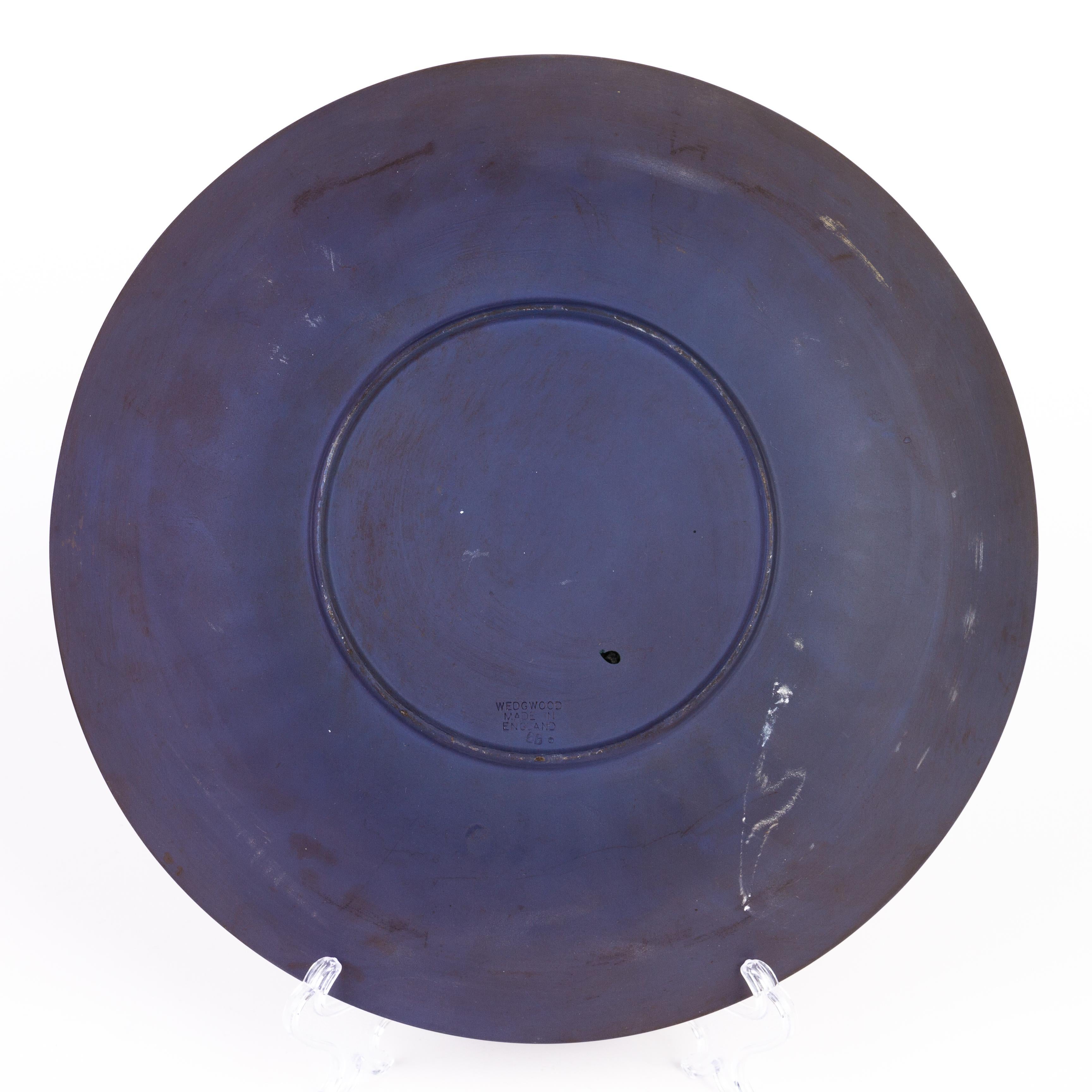 20th Century Wedgwood Portland Blue Jasperware Neoclassical Dish  For Sale