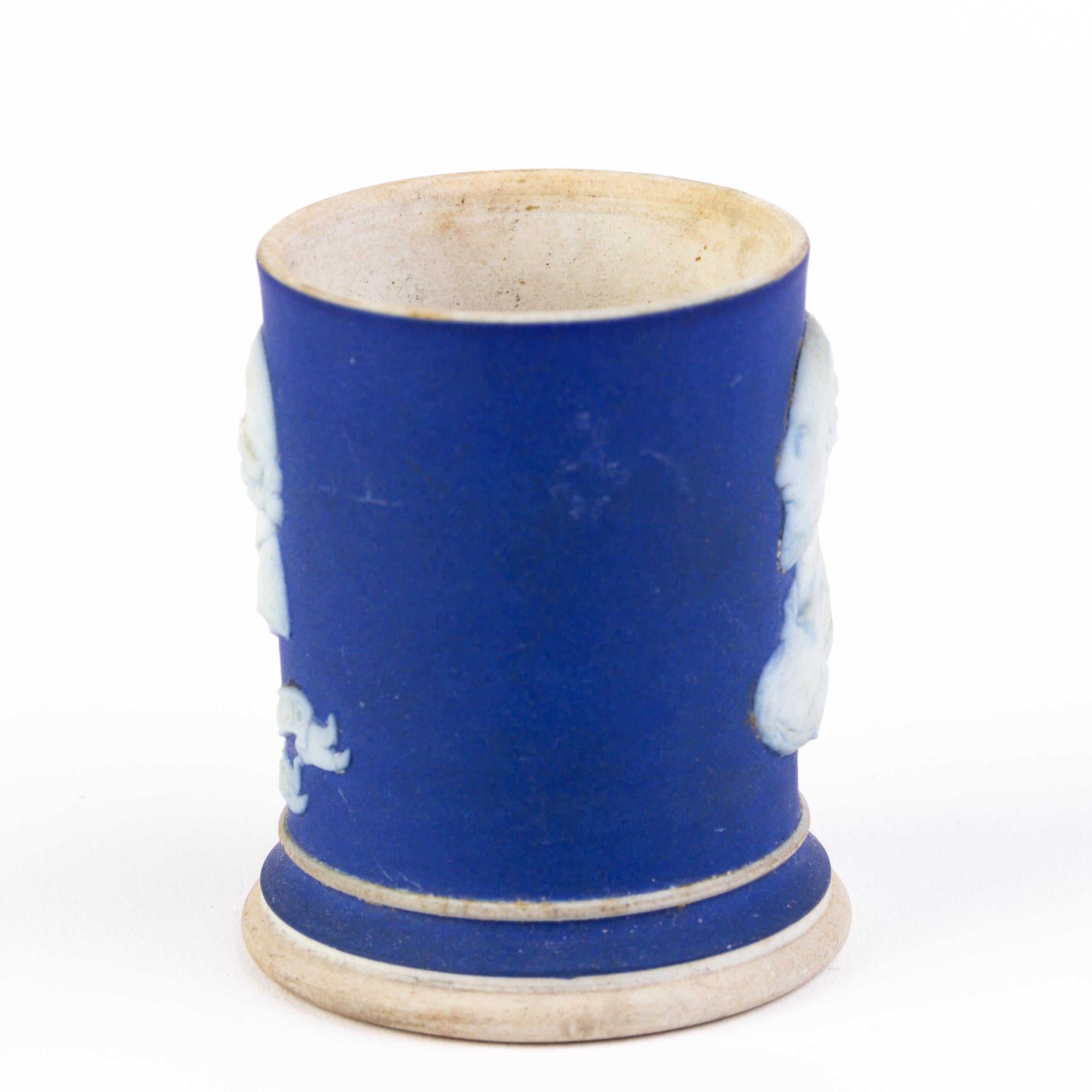 Wedgwood Portland Blue Jasperware Neoclassical Portrait Vase In Good Condition For Sale In Nottingham, GB