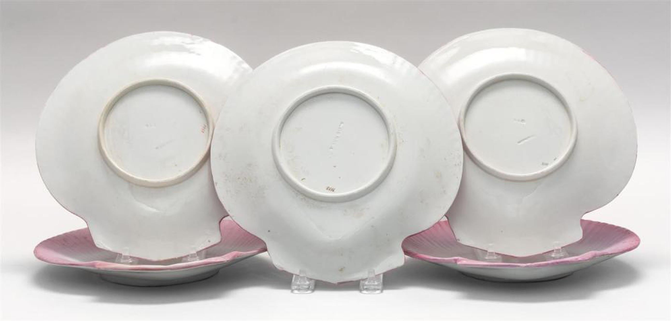 Wedgwood pottery pearlware scallop-shaped set of five plates,
Nautilus pattern,
1820-1845.
A set of five scallop-shaped pearlware plates by Wedgwood

Reference: Wedgwood: Its Competitors & Imitators 1800-1830, Wedgwood International Seminar,