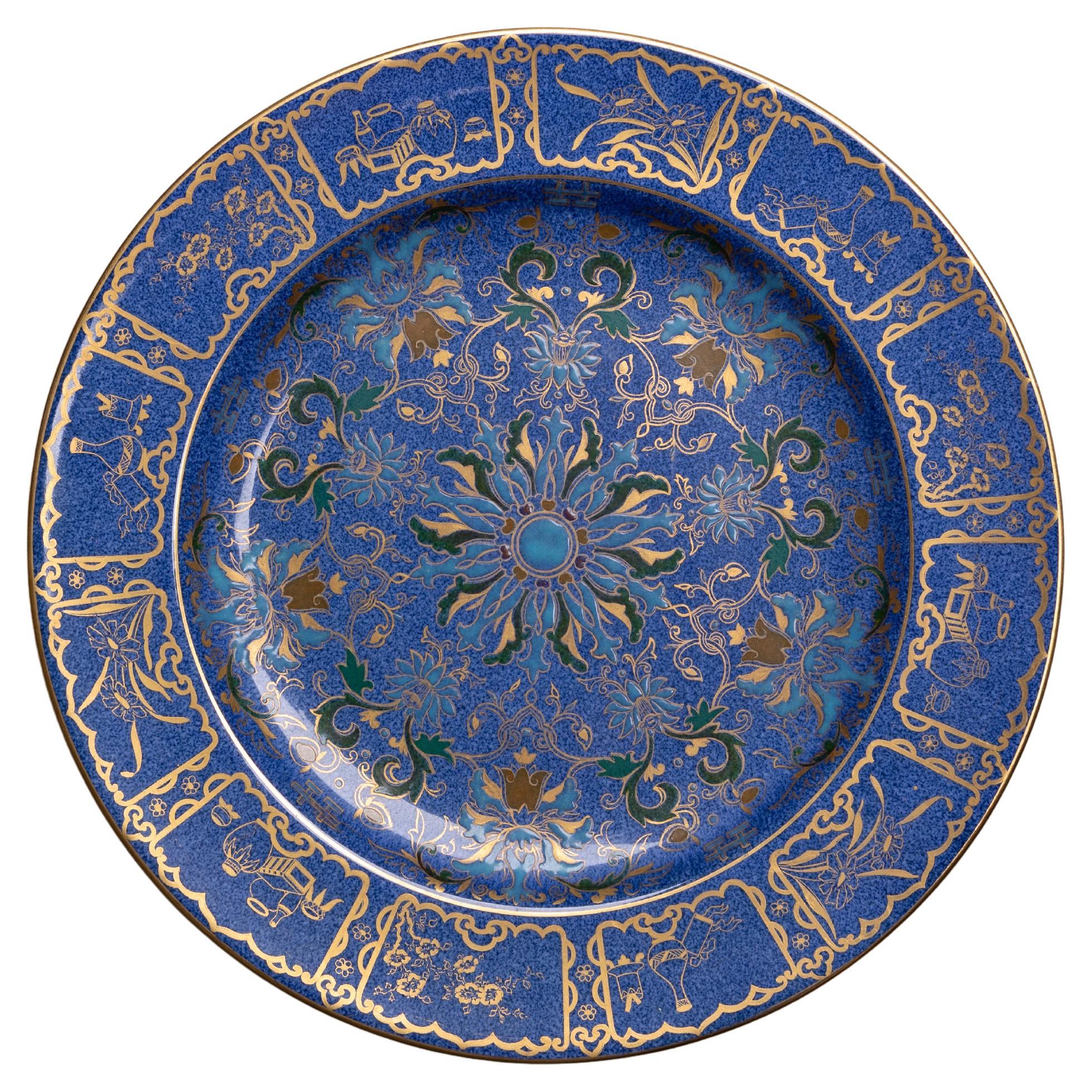 Wedgwood Pulverblauer Kabinettsteller von Mabel Tatton im Angebot