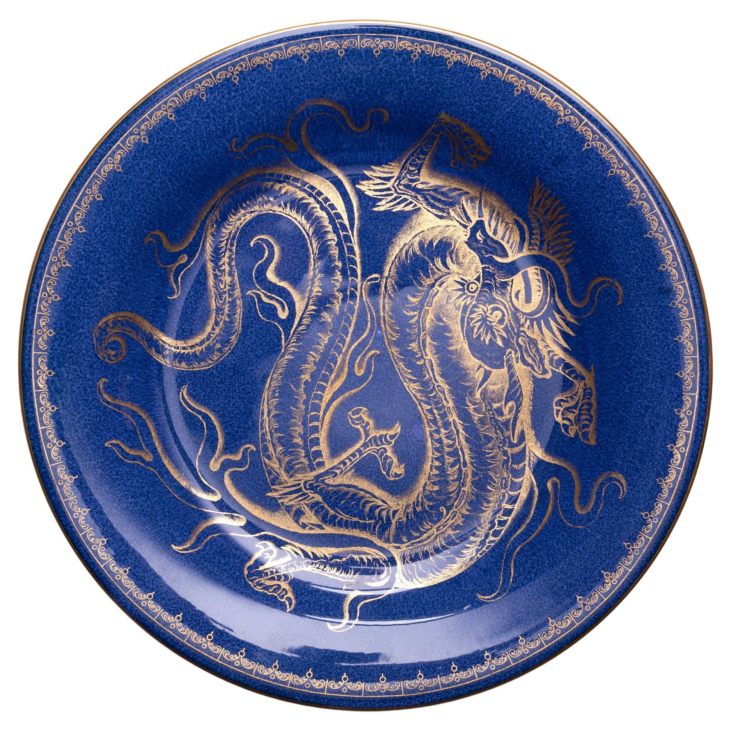 Wedgwood Powder Blue Vergoldeter Drache Kabinett Teller